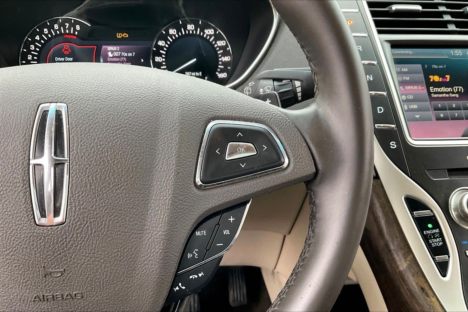 2016 Lincoln MKX Select White Platinum Metallic Tri-Coat at Mac Haik Ford