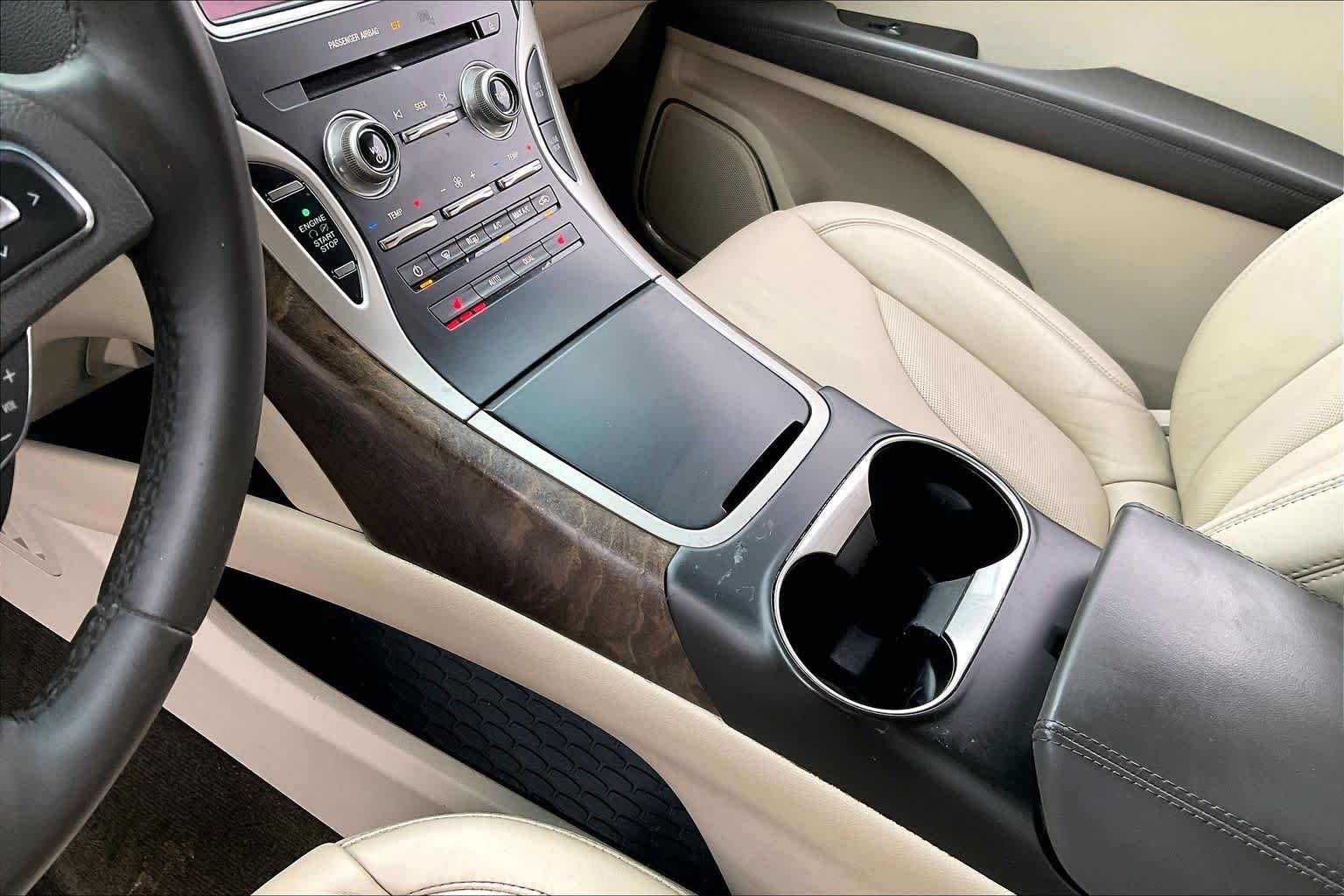 2016 Lincoln MKX Select White Platinum Metallic Tri-Coat at Mac Haik Ford