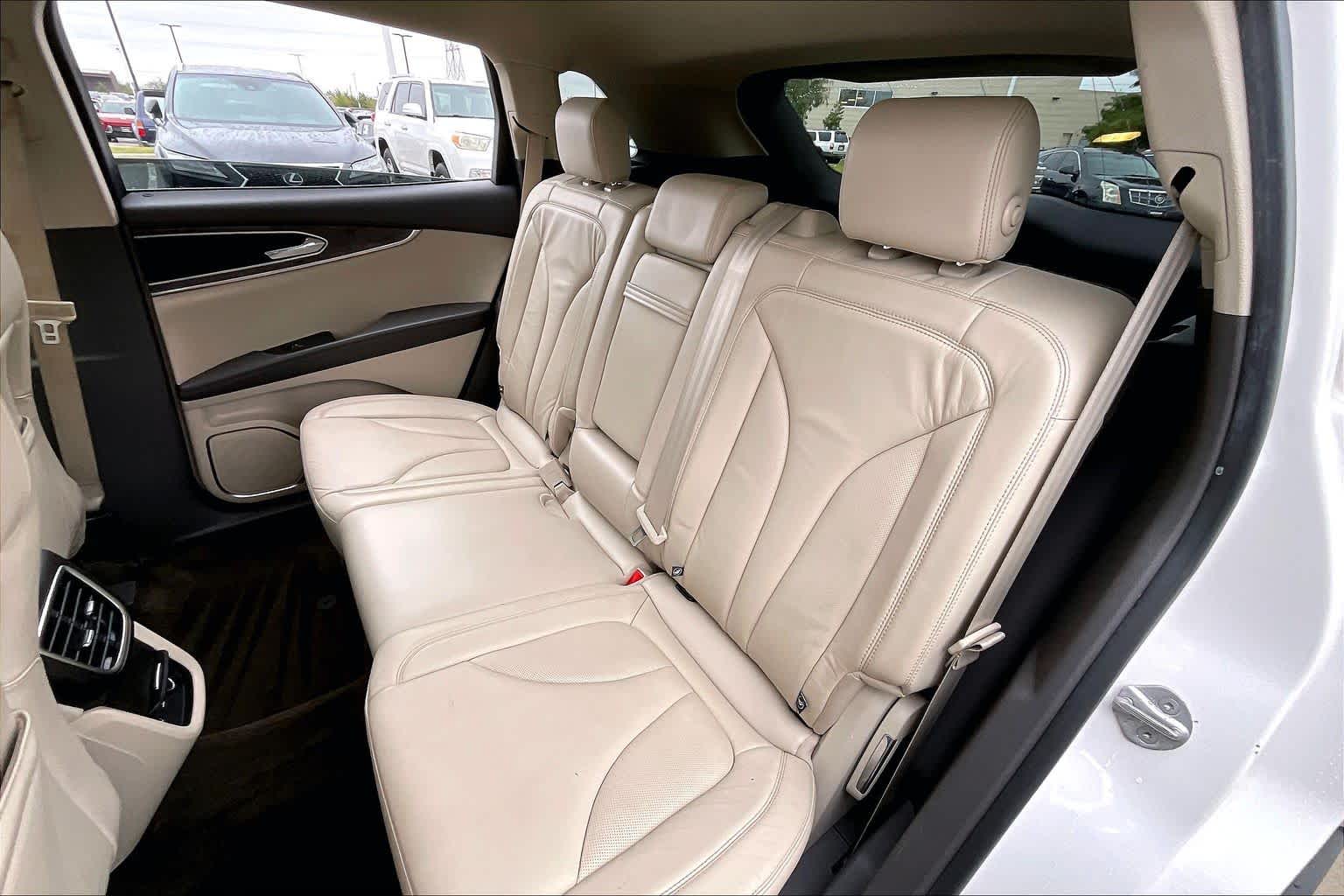 2016 Lincoln MKX Select White Platinum Metallic Tri-Coat at Mac Haik Ford