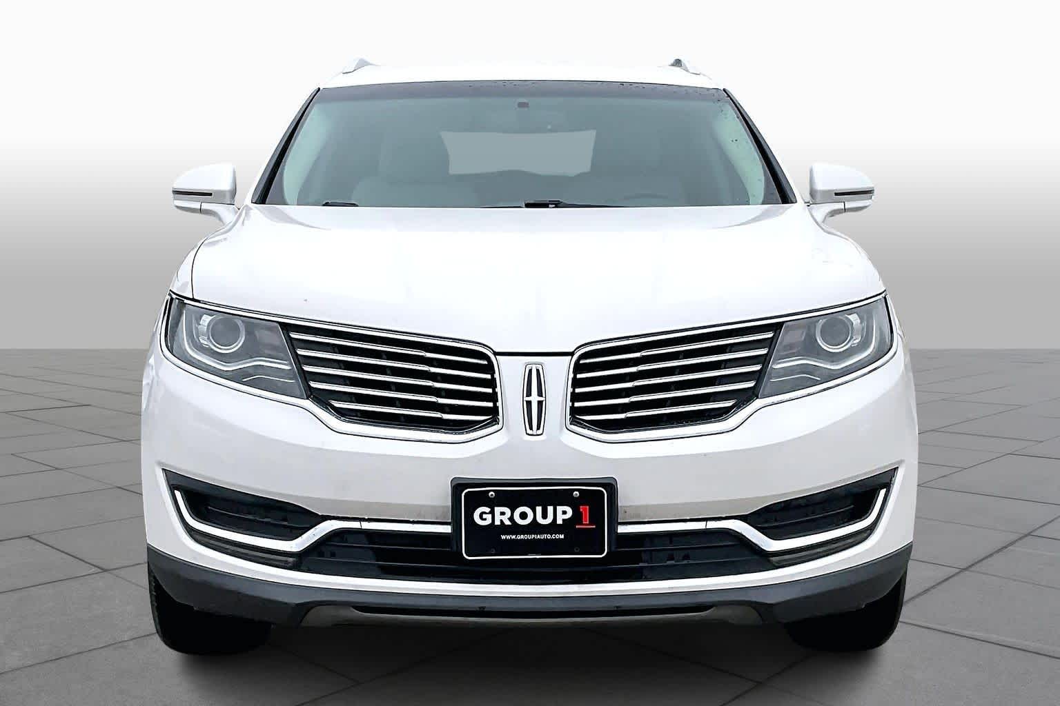 2016 Lincoln MKX Select White Platinum Metallic Tri-Coat at Mac Haik Ford