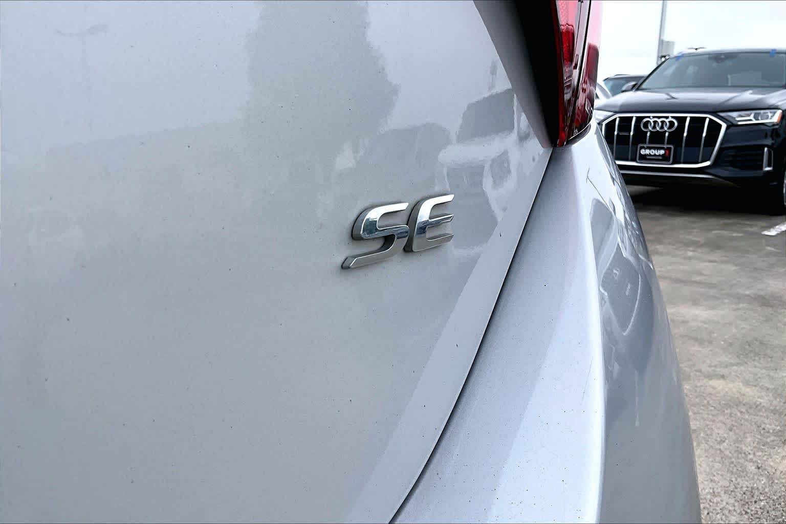 2019 Toyota Corolla SE Classic Silver Metallic at HGreg Houston