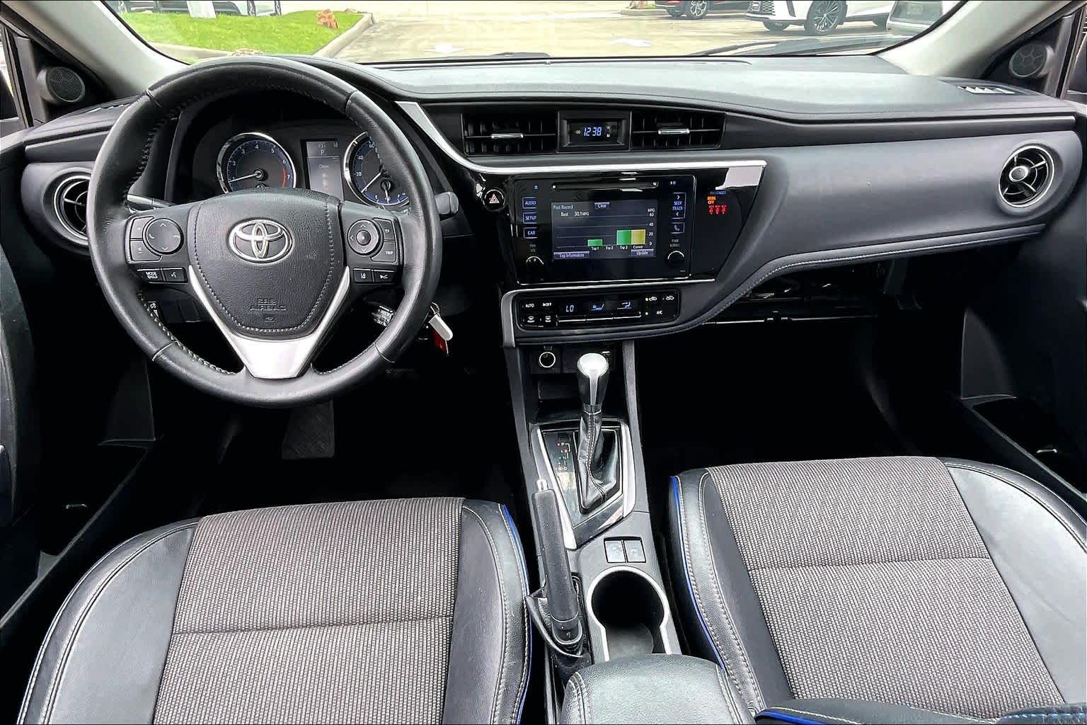 2019 Toyota Corolla SE Classic Silver Metallic at HGreg Houston