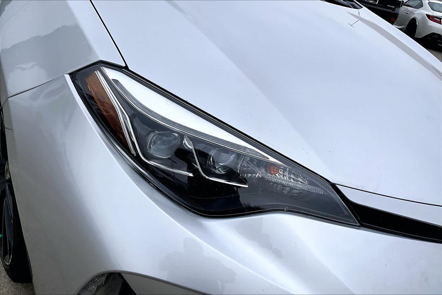 2019 Toyota Corolla SE Classic Silver Metallic at HGreg Houston