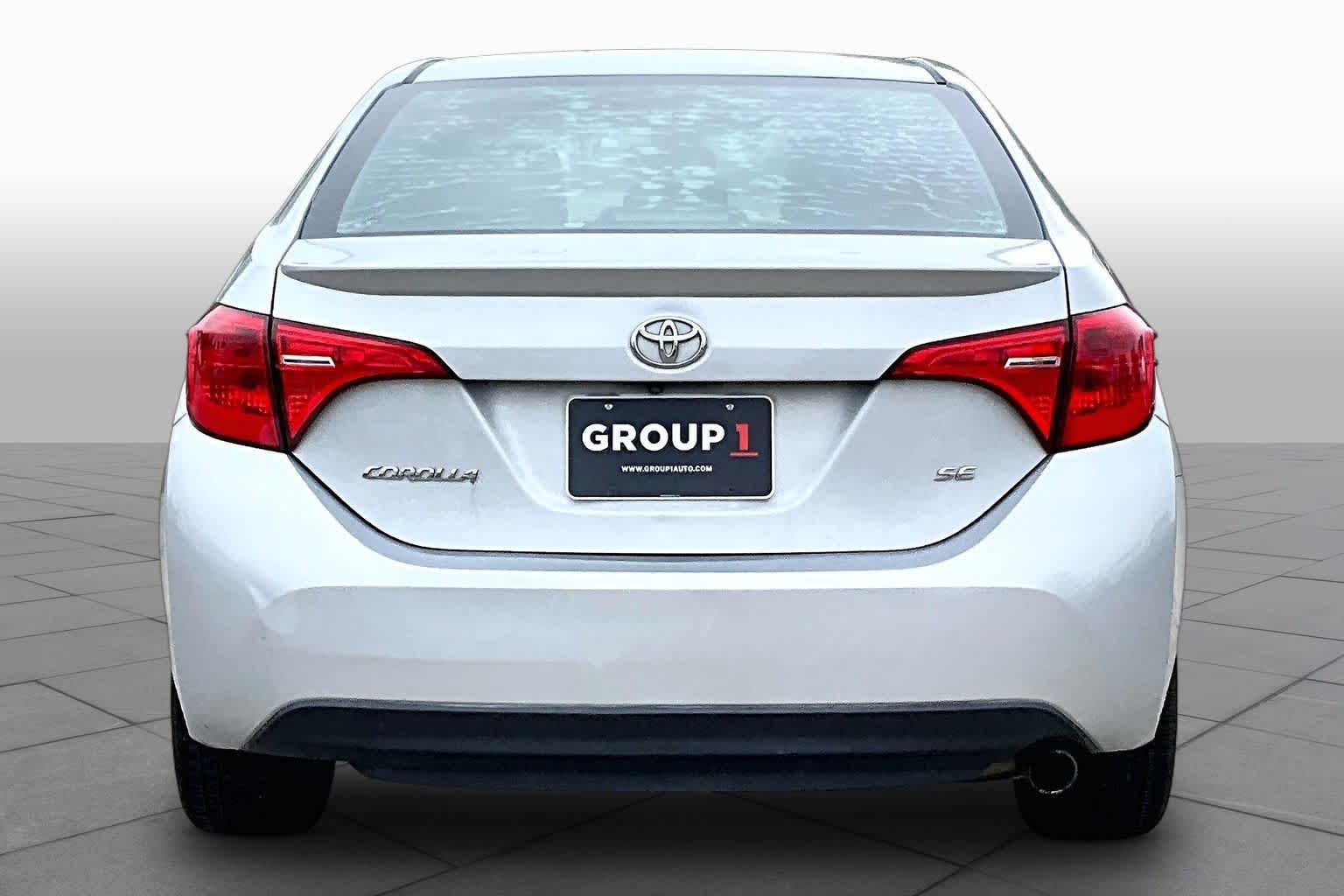 2019 Toyota Corolla SE Classic Silver Metallic at HGreg Houston