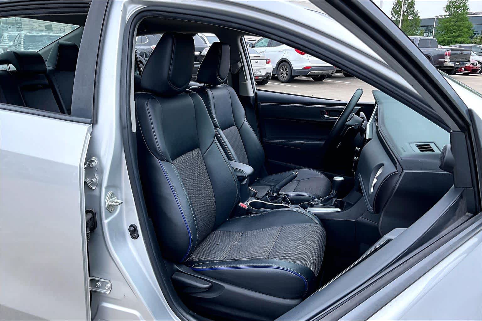 2019 Toyota Corolla SE Classic Silver Metallic at HGreg Houston