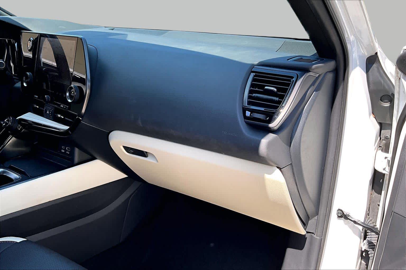 2024 Lexus NX 250 photo 16 of 34