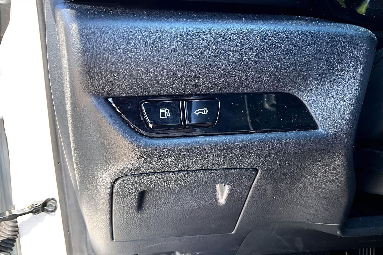 2024 Lexus NX 250 photo 33 of 34