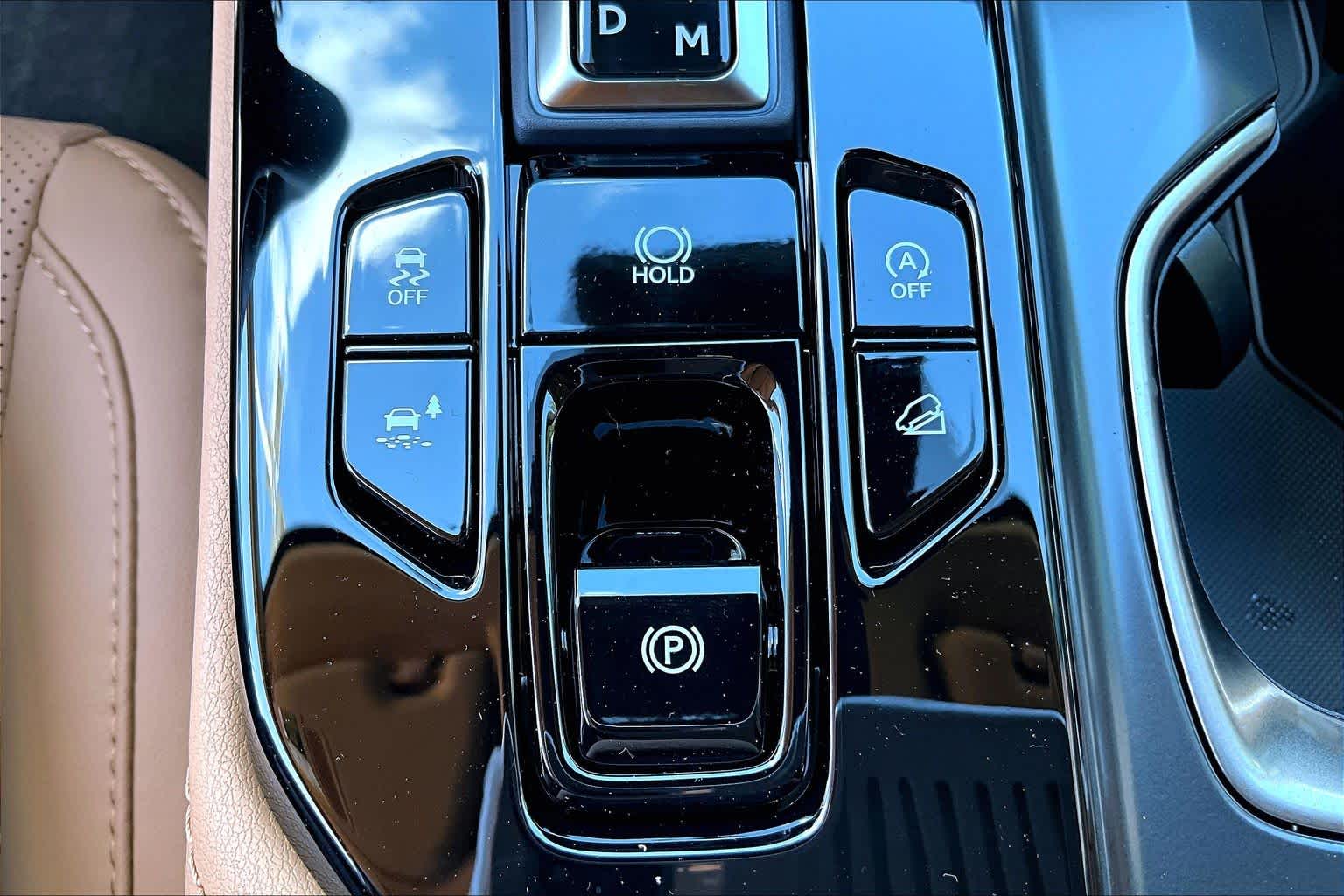 2026 Lexus NX 350 photo 13 of 21