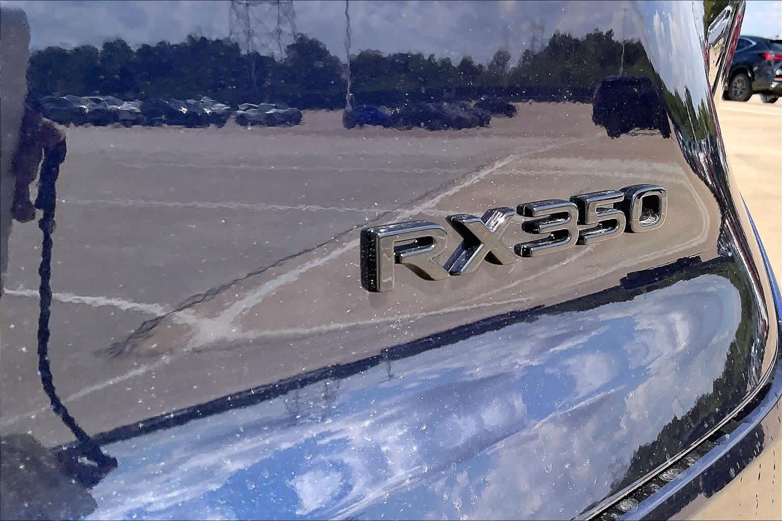 2026 Lexus RX 350 photo 7 of 21