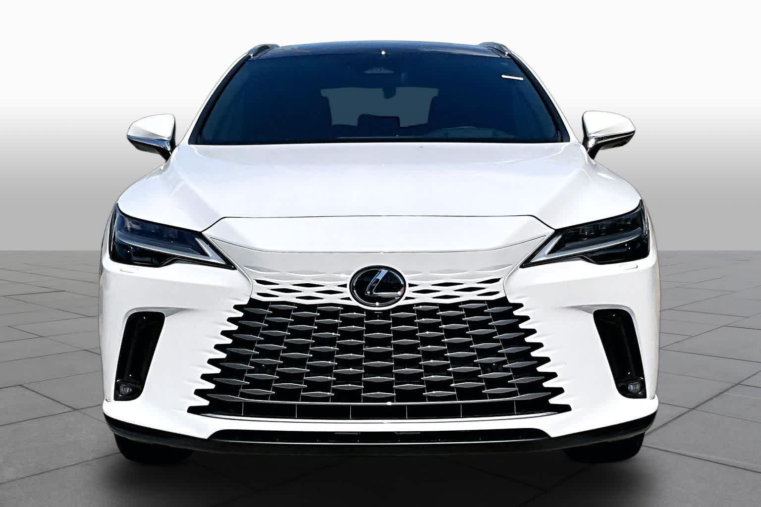 2026 Lexus RX 350 photo 2 of 21