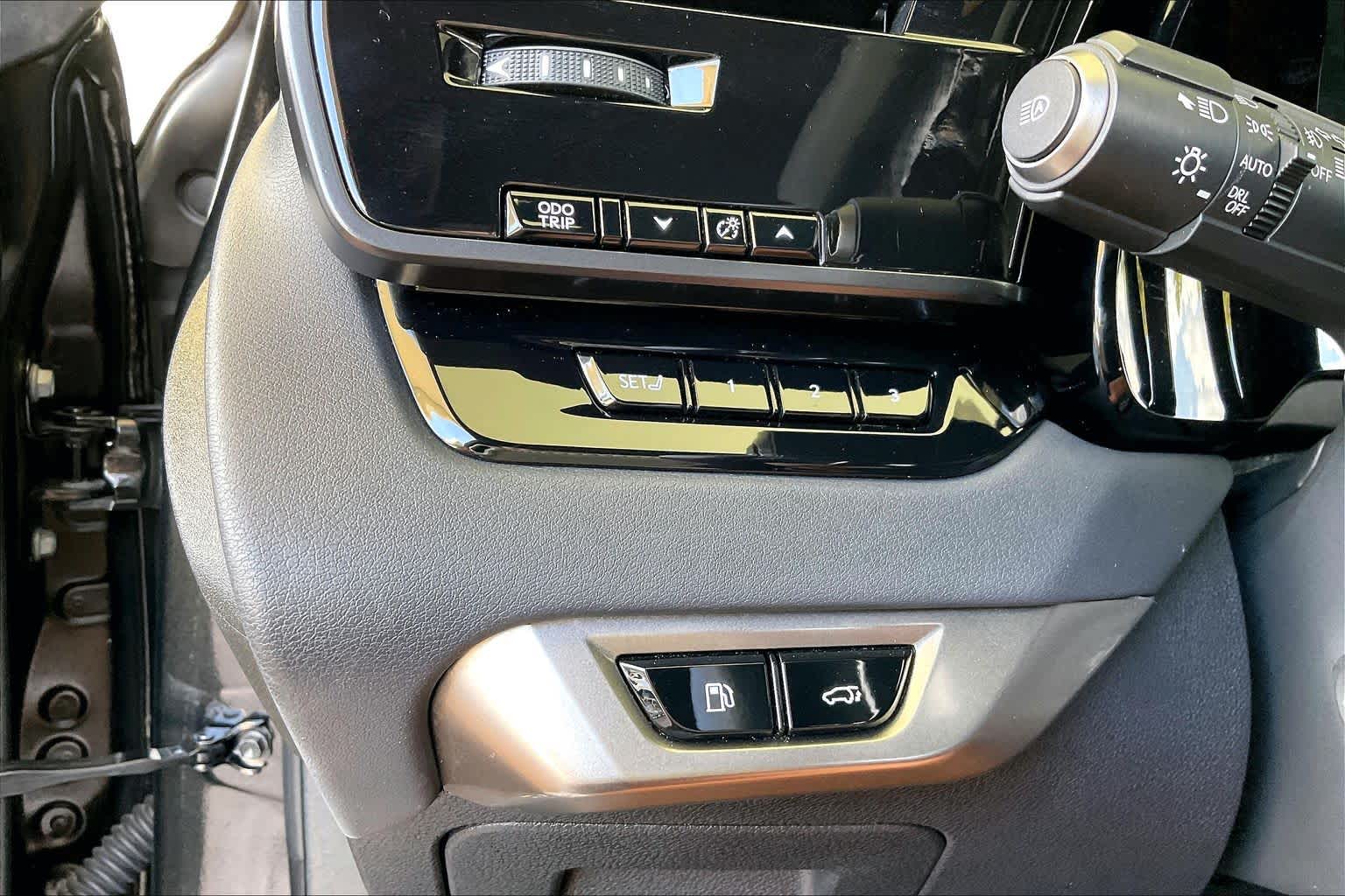 2023 Lexus RX 350 F SPORT Handling  Caviar at Beck & Masten Kia