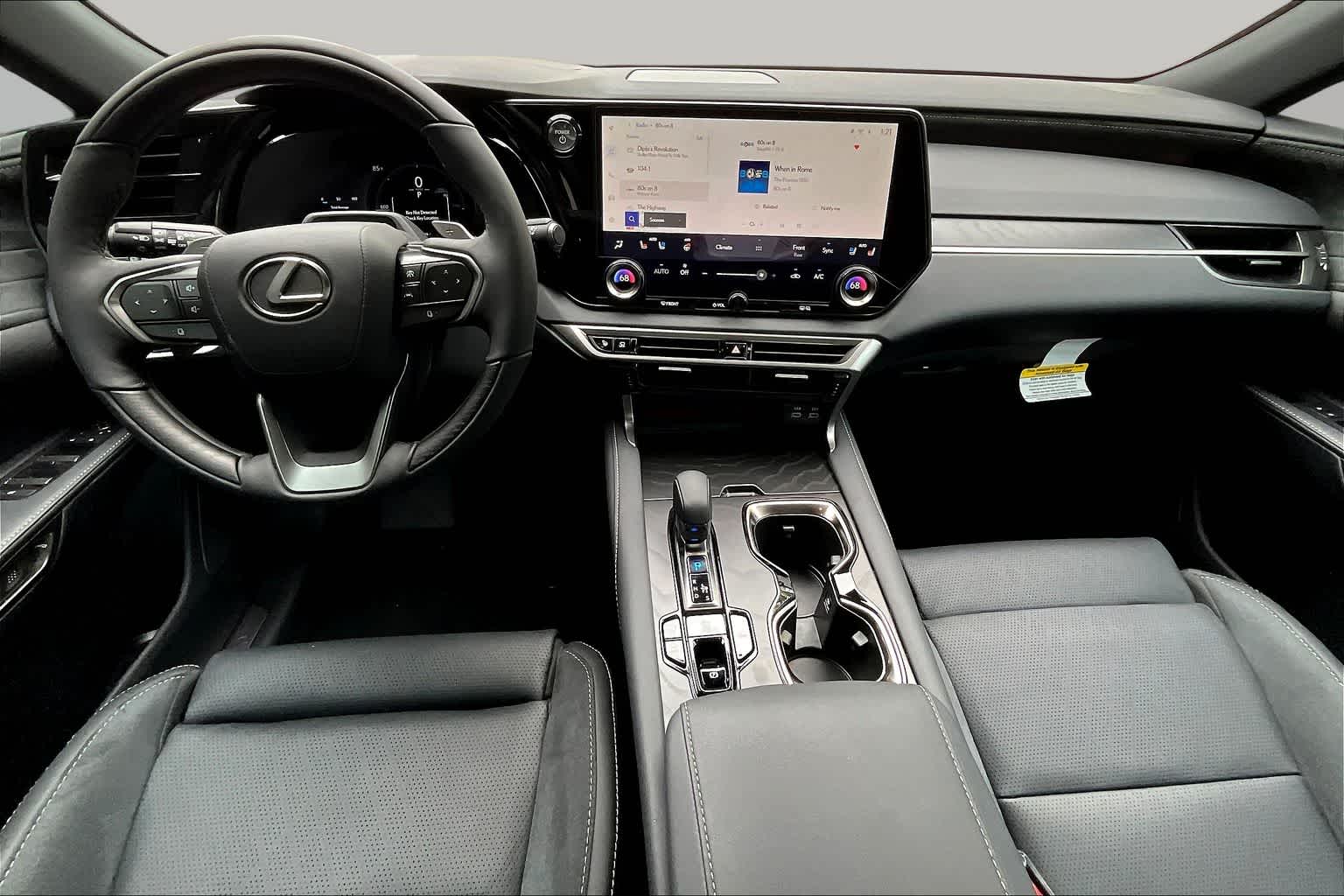 2026 Lexus RX 350h photo 8 of 21
