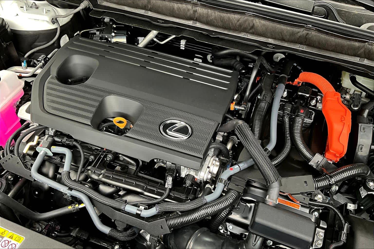 2026 Lexus RX 350h photo 18 of 21