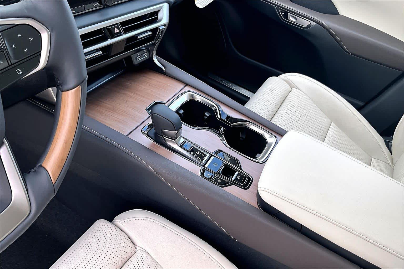 2026 Lexus RX 350h Luxury - 10