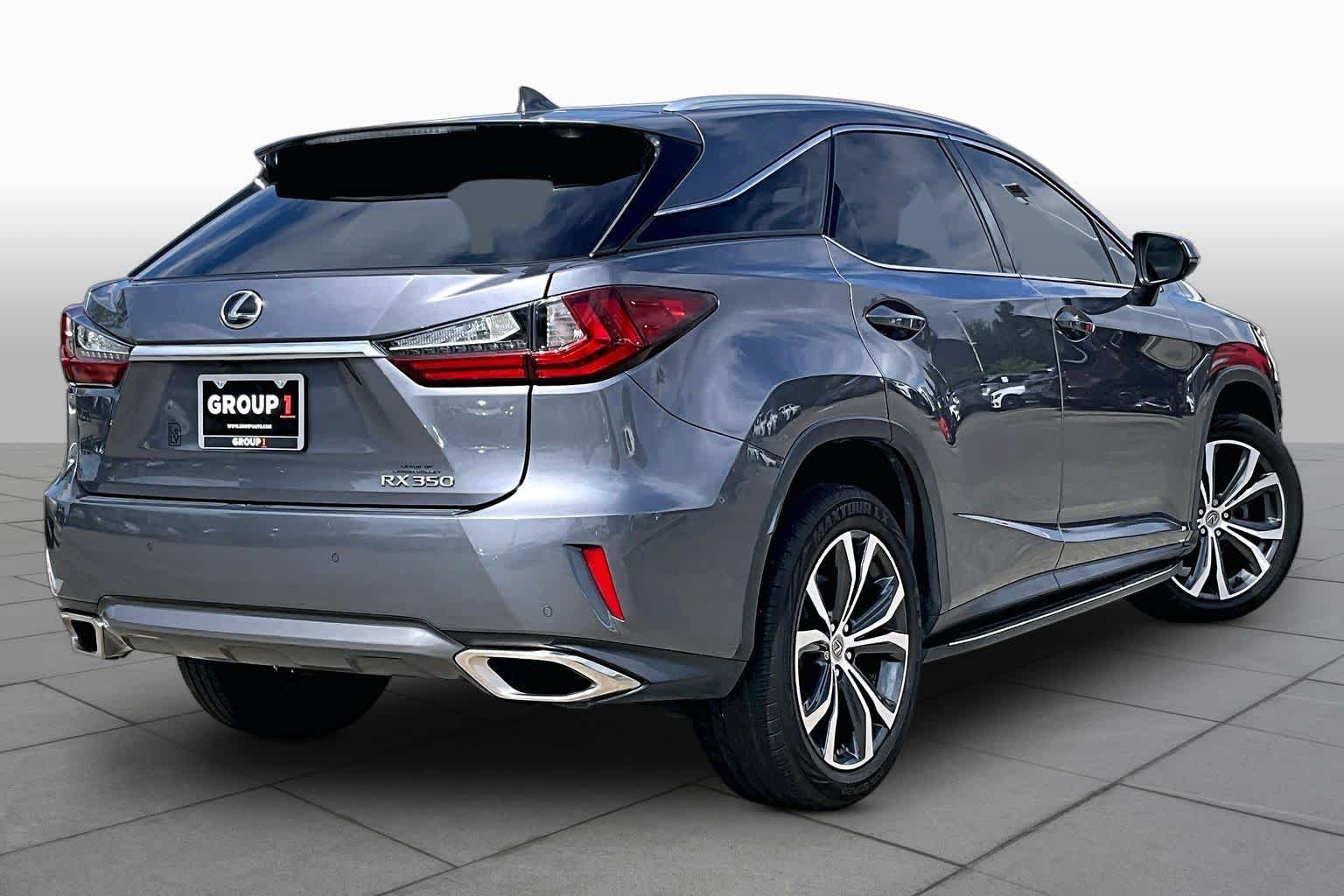 2017 Lexus RX 350 photo 11 of 34