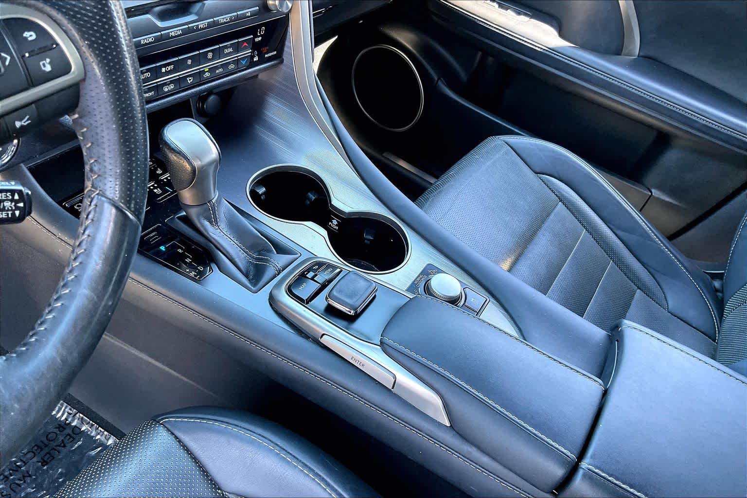 2019 Lexus RX 350 photo 15 of 35