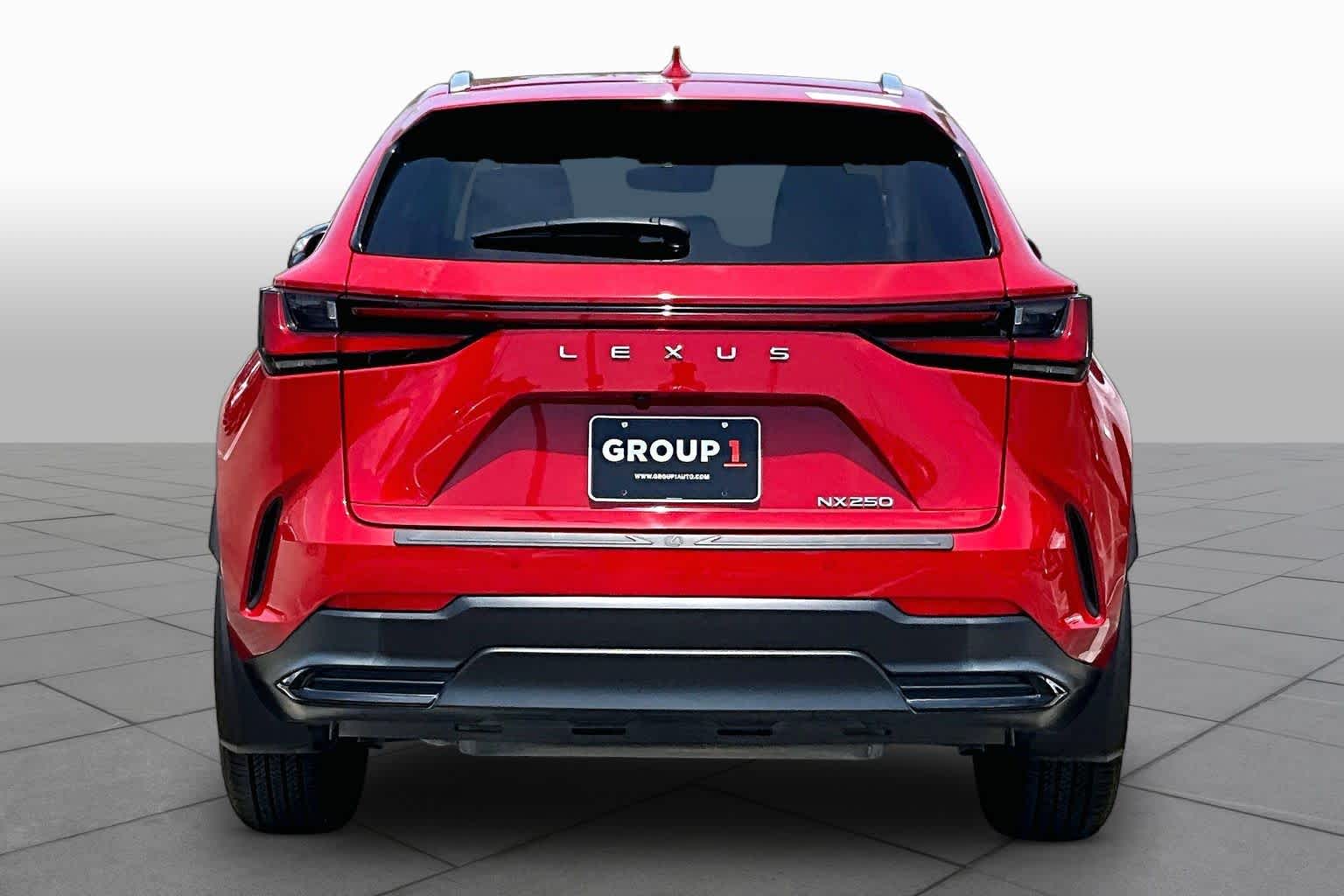 2024 Lexus NX 250 Premium - 4