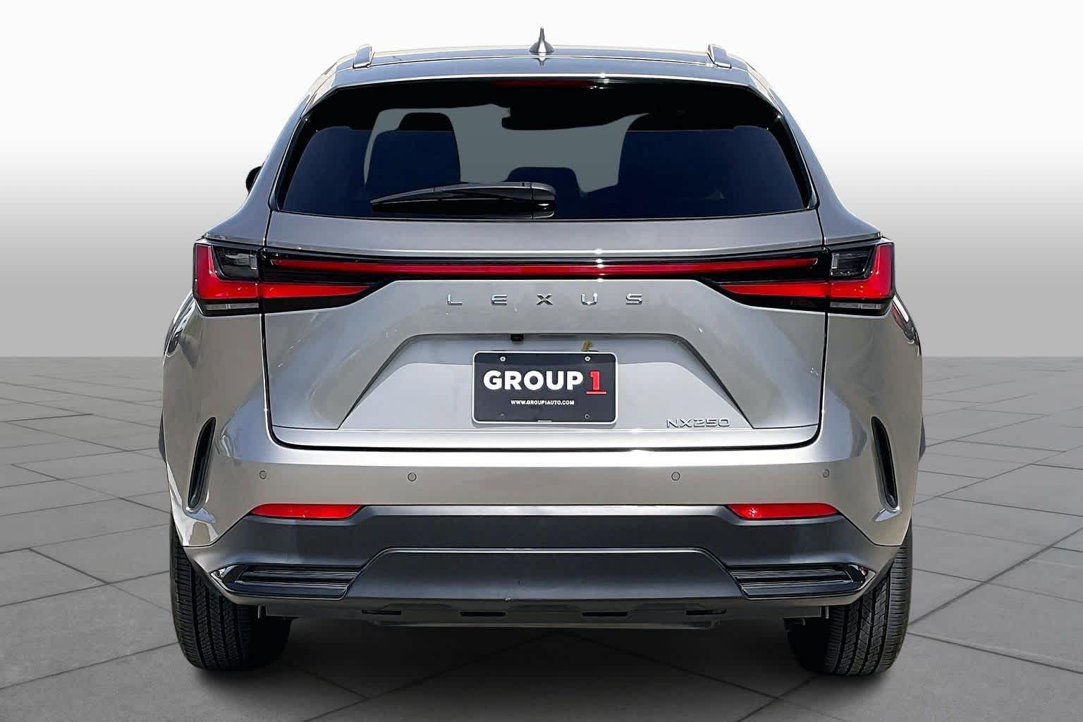2024 Lexus NX 250 Premium - 4