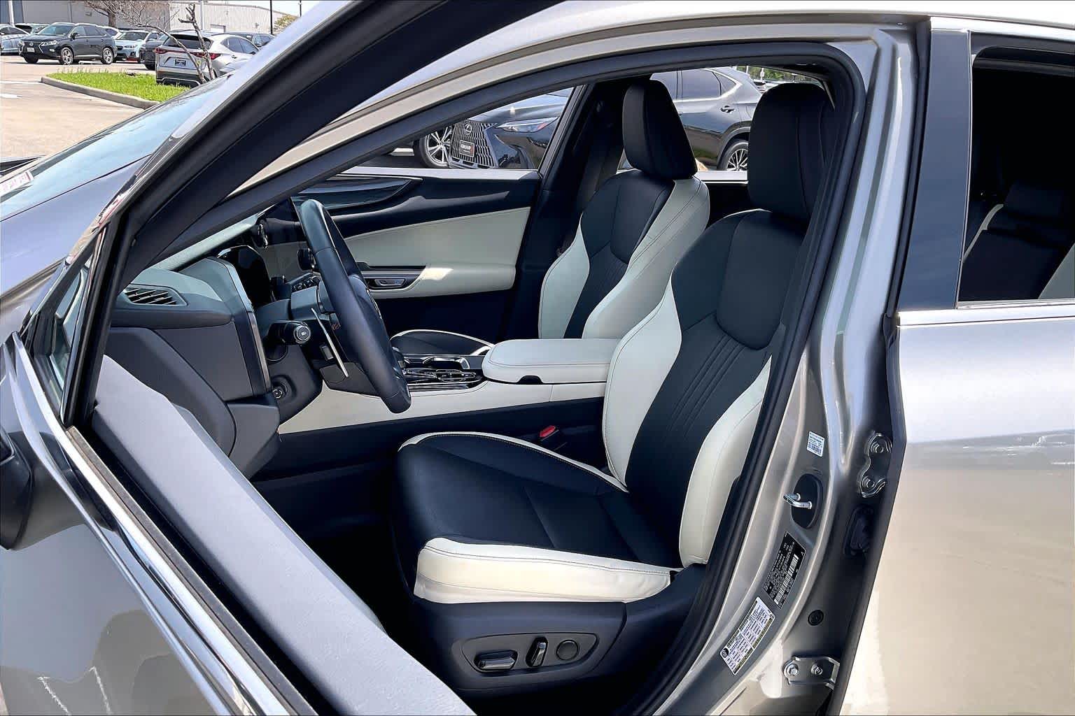 2024 Lexus NX 250 Premium - 6