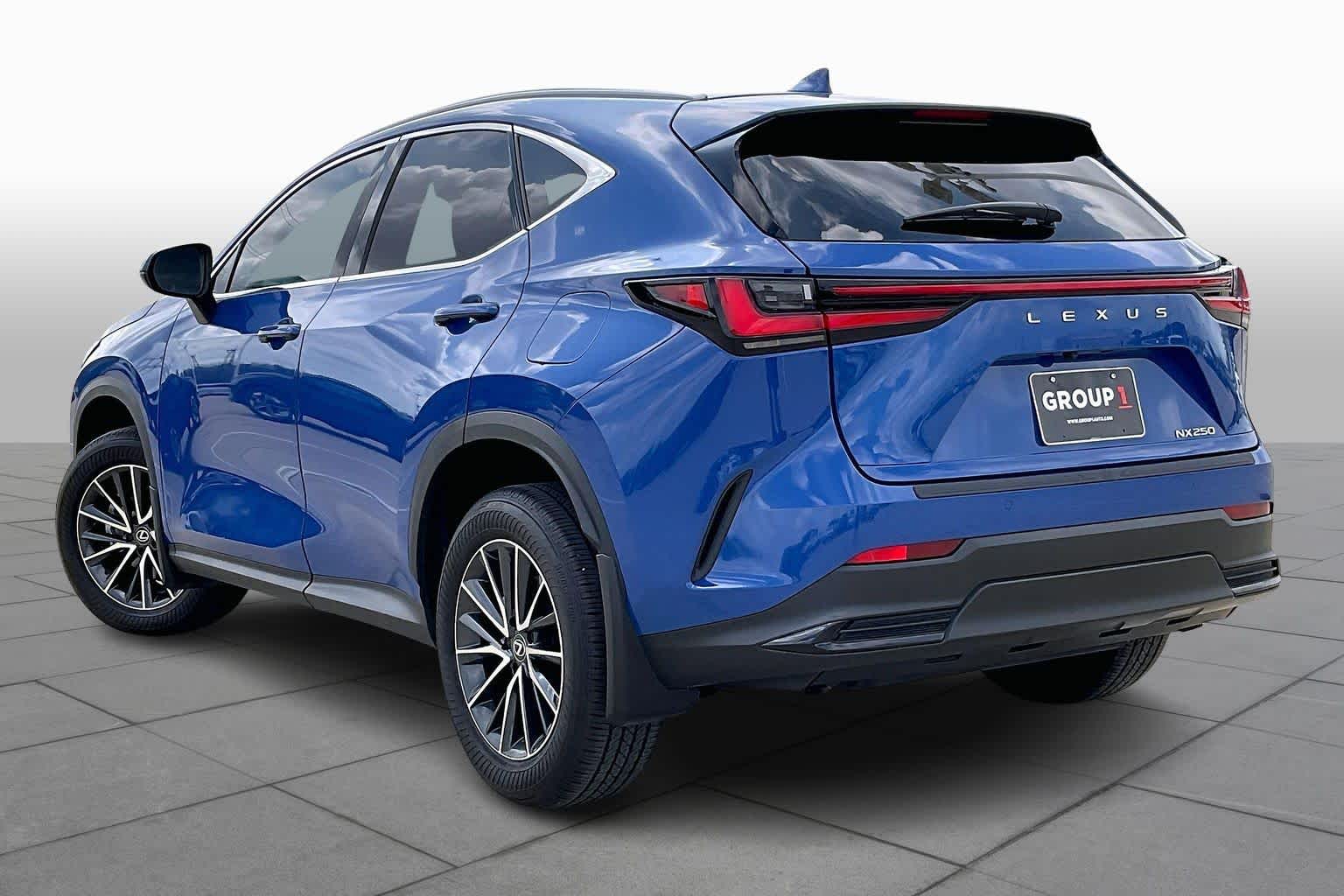 2025 Lexus NX 250 Premium - 9