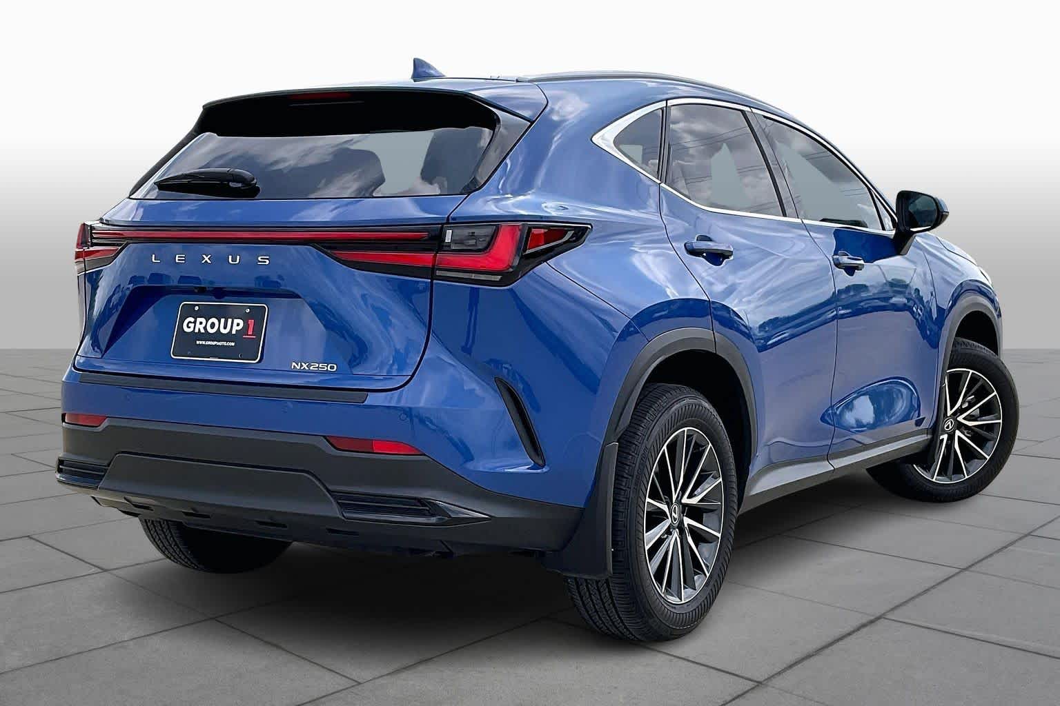 2025 Lexus NX 250 Premium - 10