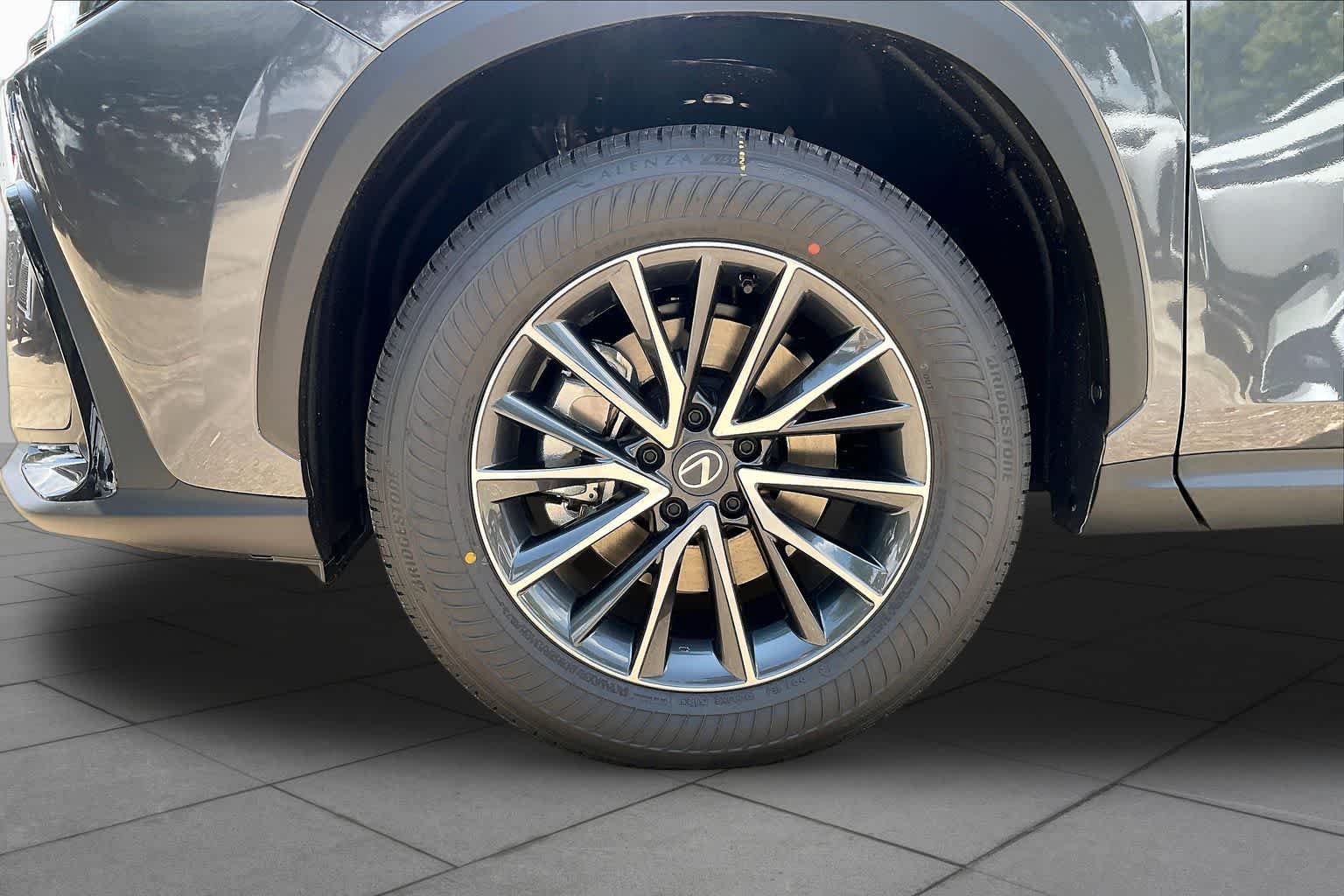 2026 Lexus NX 350 photo 20 of 21