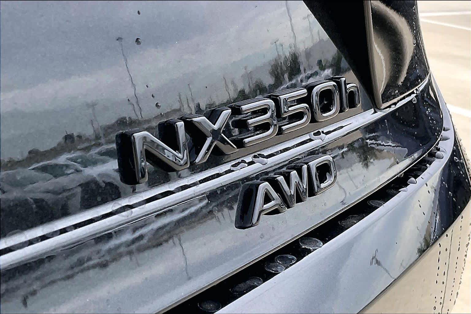 2026 Lexus NX 350h photo 7 of 21