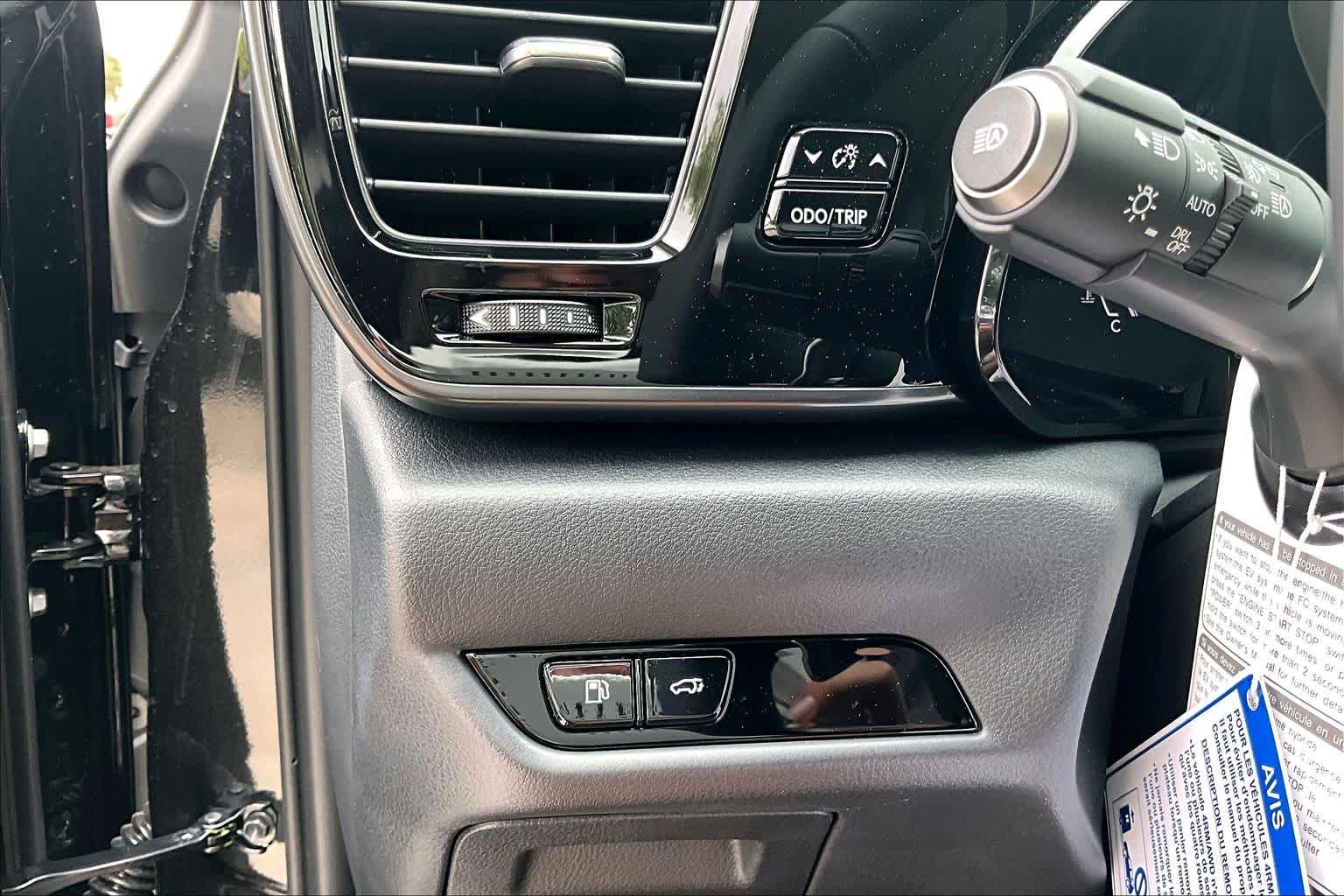 2026 Lexus NX 350 photo 14 of 21