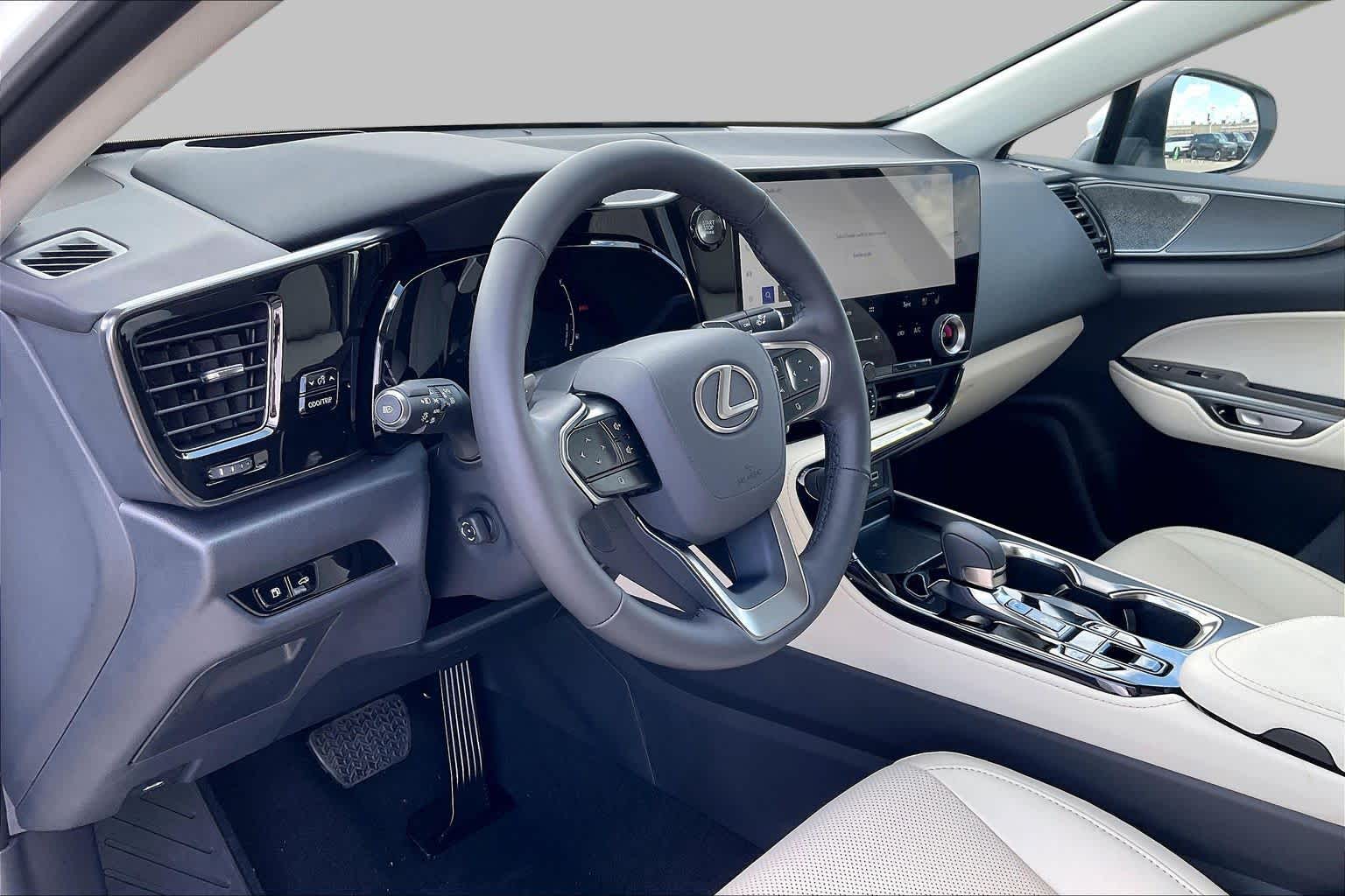 2026 Lexus NX 350 Luxury - 9