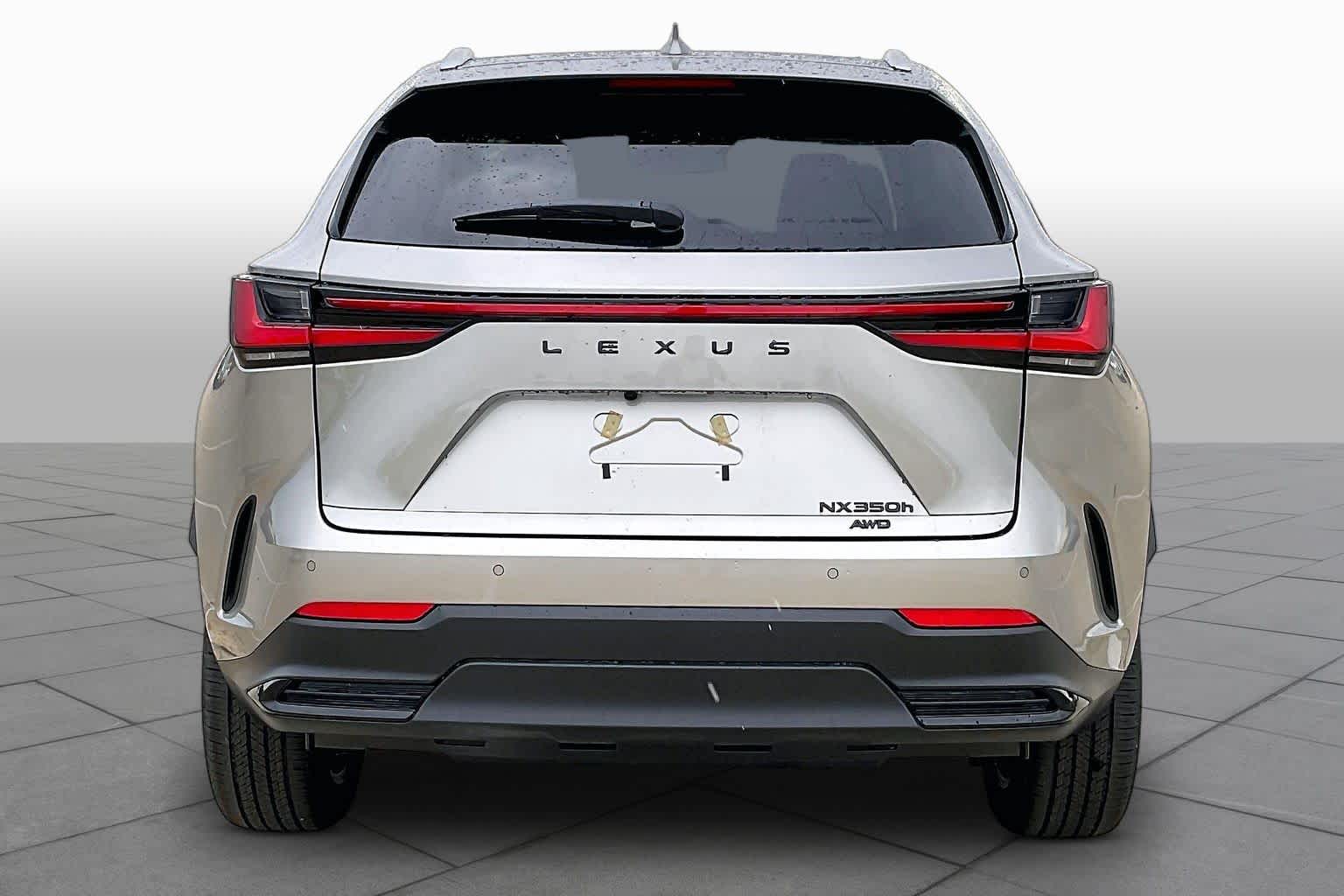 2026 Lexus NX 350h photo 5 of 21