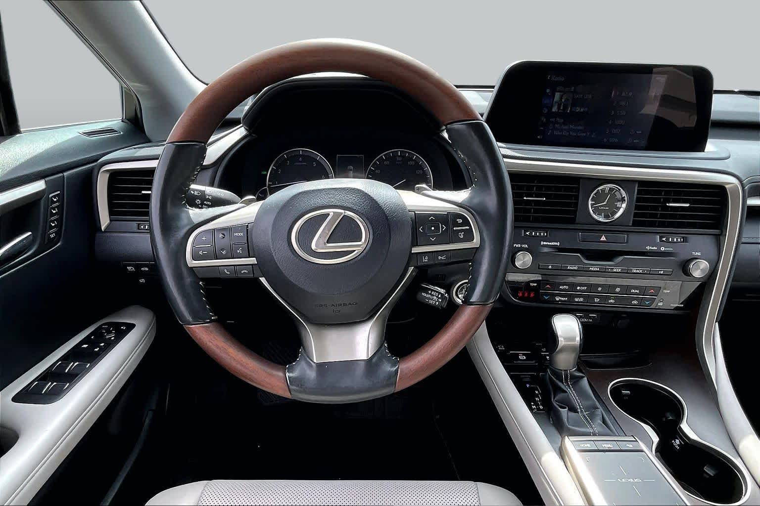 2021 Lexus RX 350 photo 6 of 33