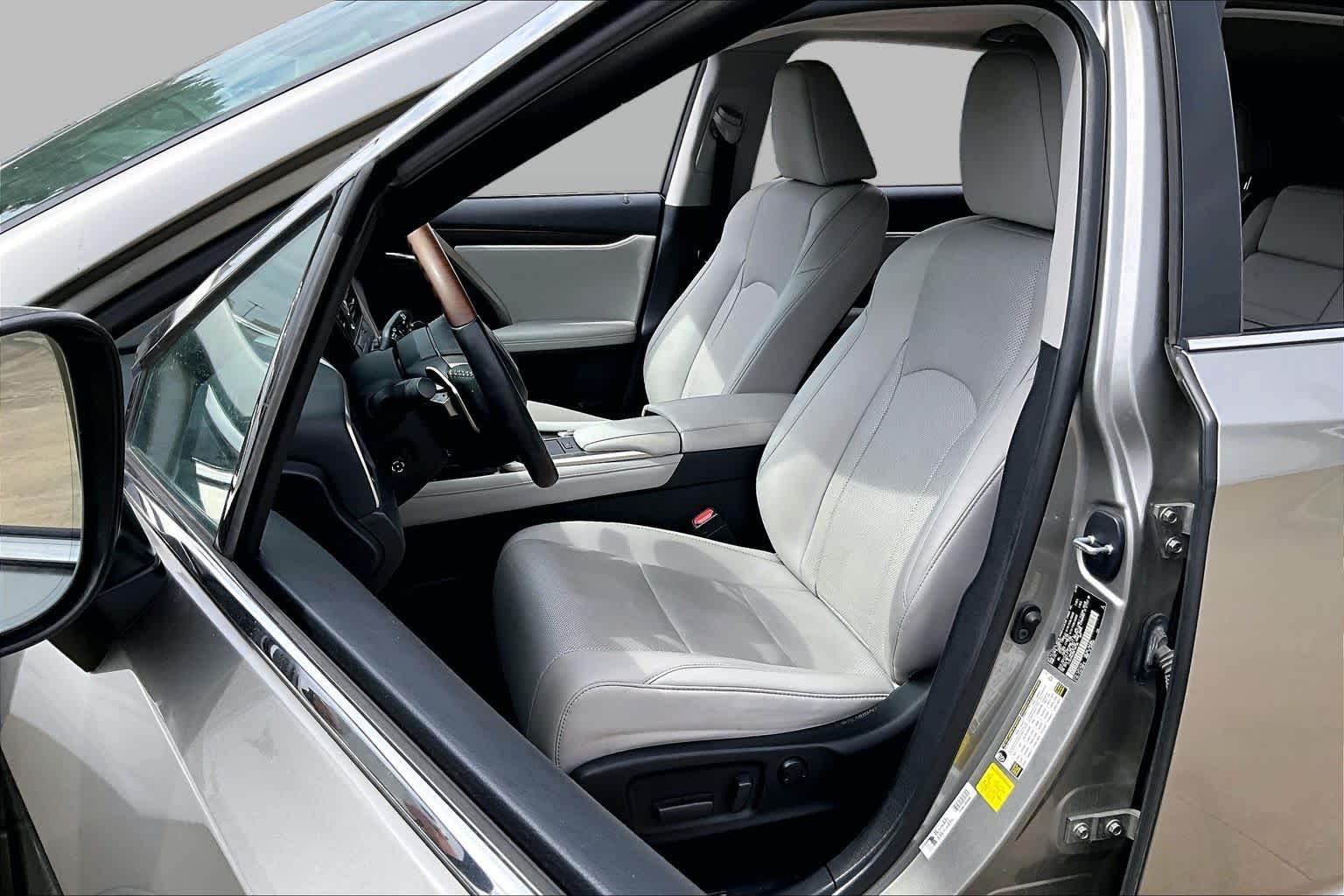 2021 Lexus RX 350 photo 8 of 33