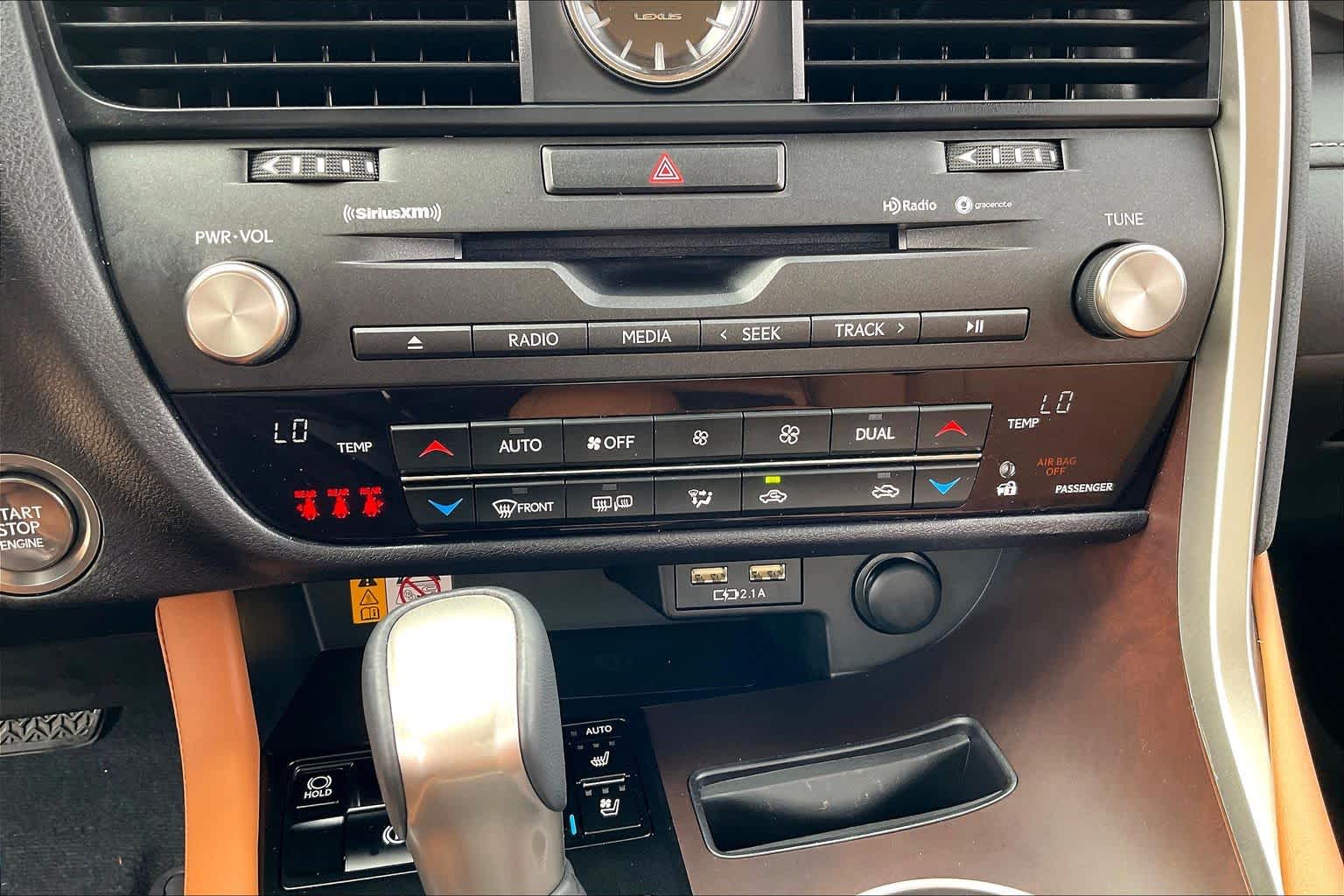 2022 Lexus RX 350 photo 31 of 33