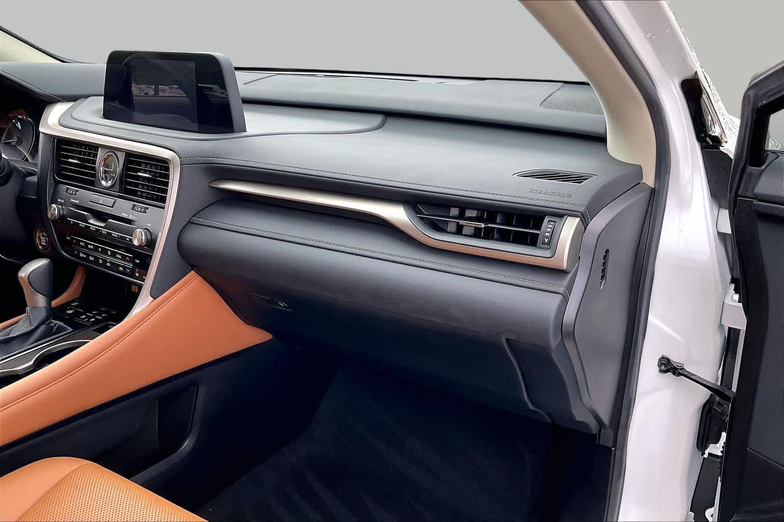 2022 Lexus RX 350 photo 15 of 33