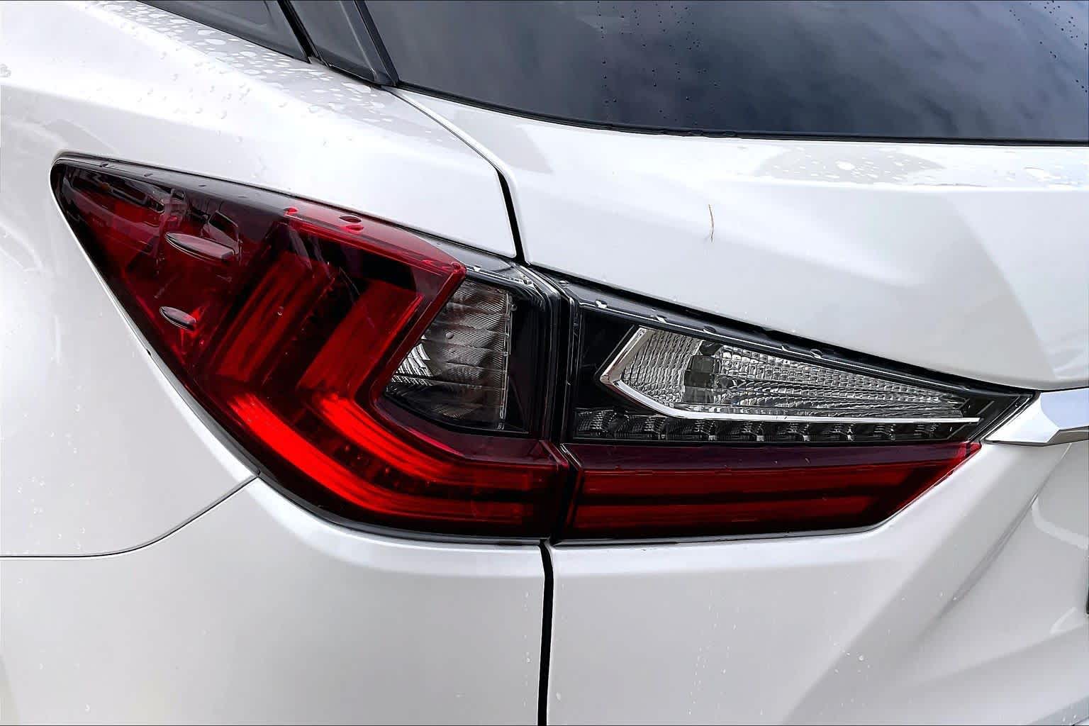 2022 Lexus RX 350 photo 25 of 33