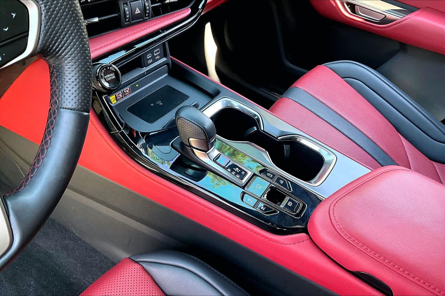 2024 Lexus NX 350 photo 15 of 34