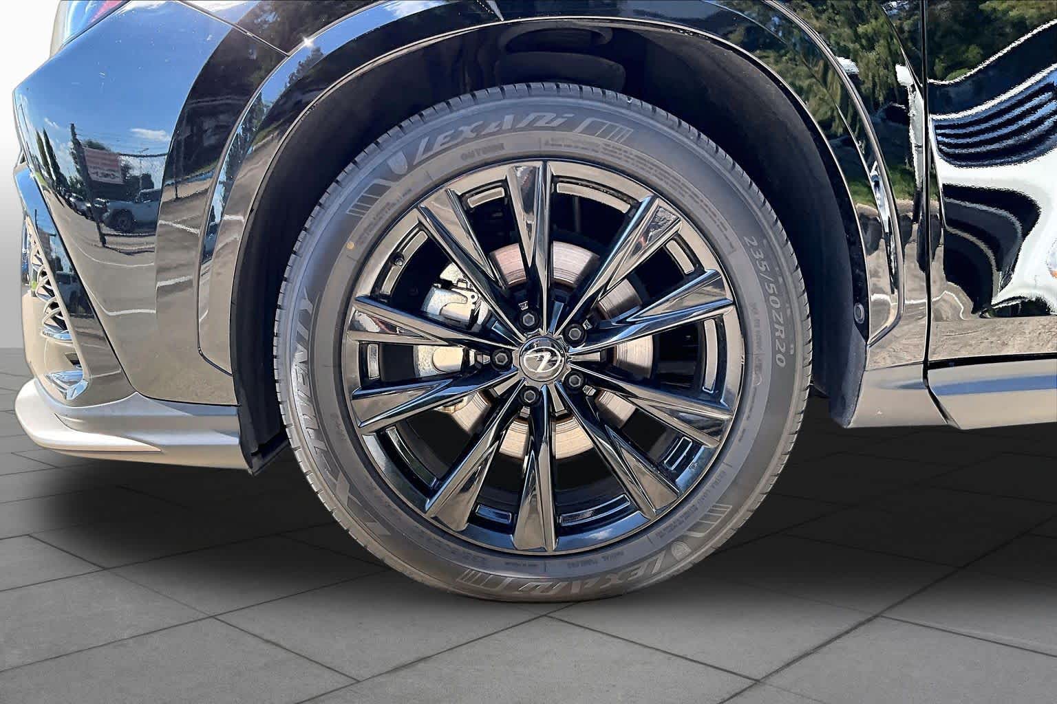 2024 Lexus NX 350 photo 10 of 34