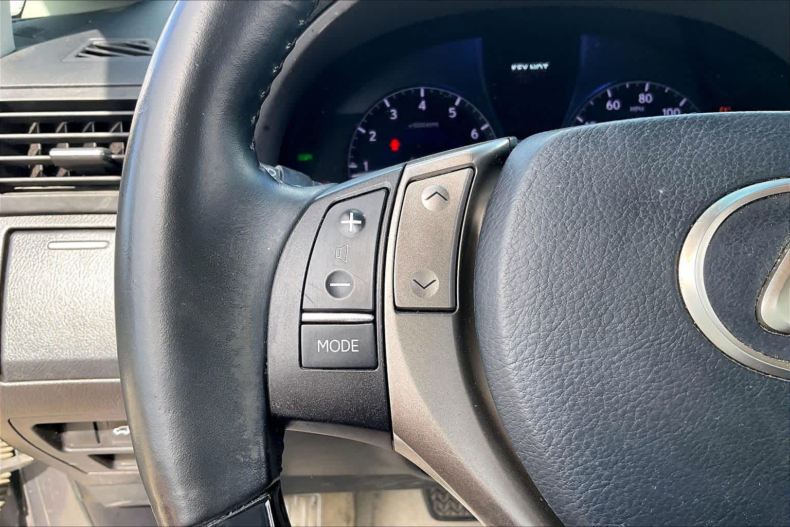 2015 Lexus RX 350 photo 21 of 34