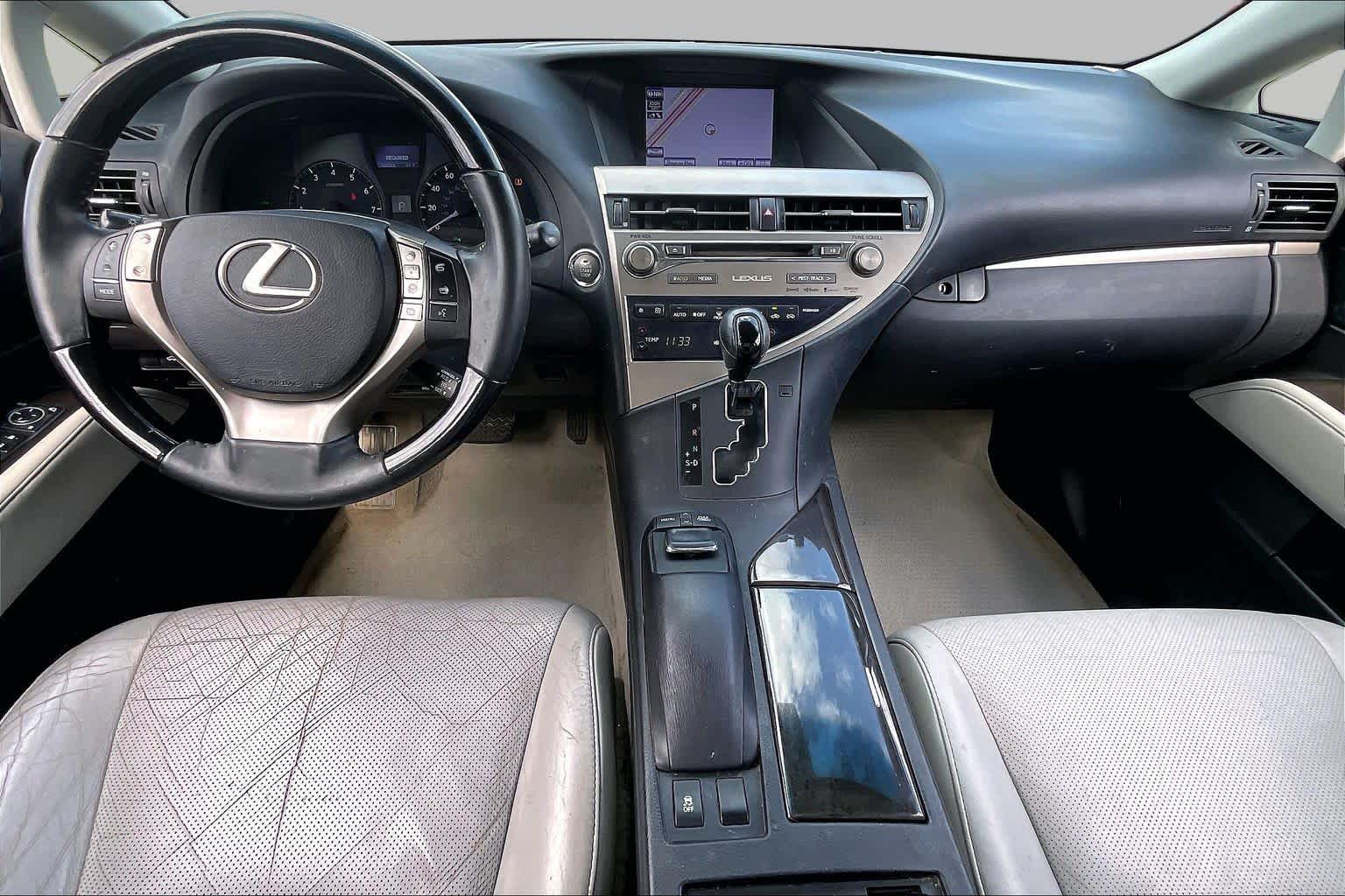 2015 Lexus RX 350 photo 13 of 34