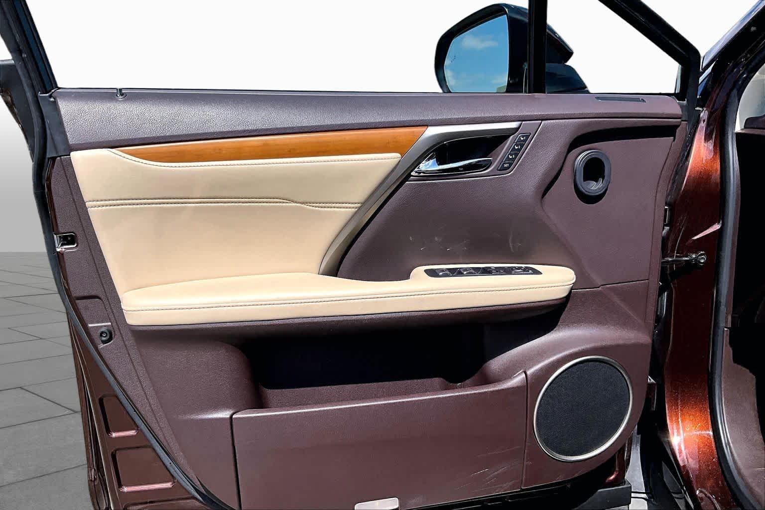 2018 Lexus RX 350 photo 19 of 34