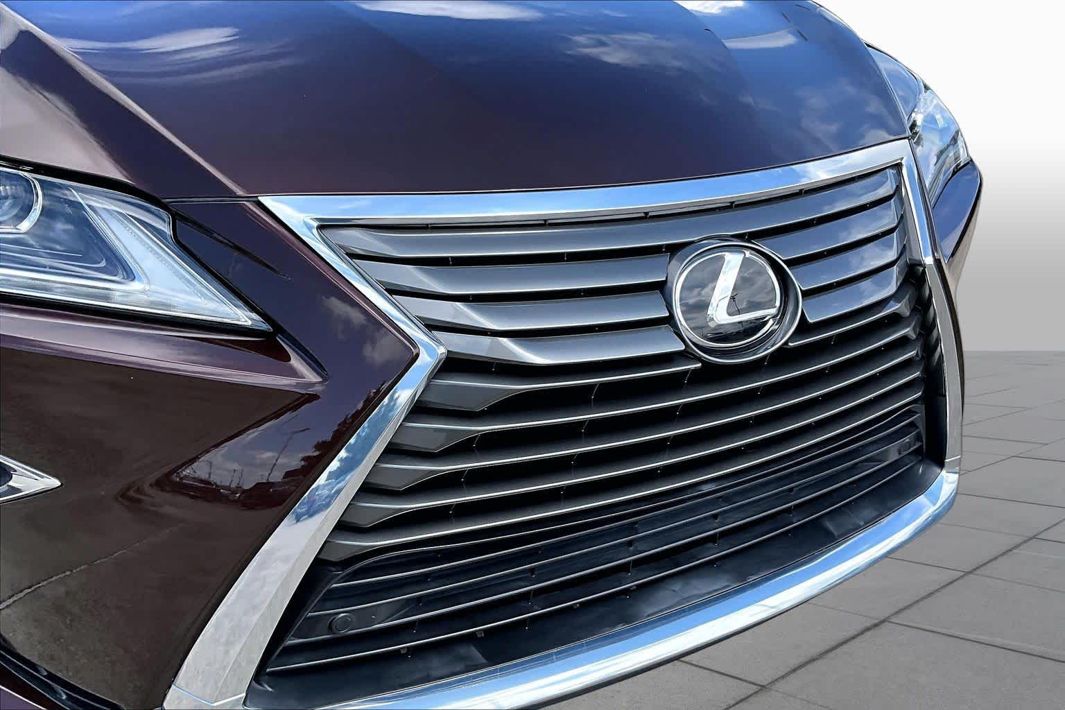 2018 Lexus RX 350 photo 27 of 34