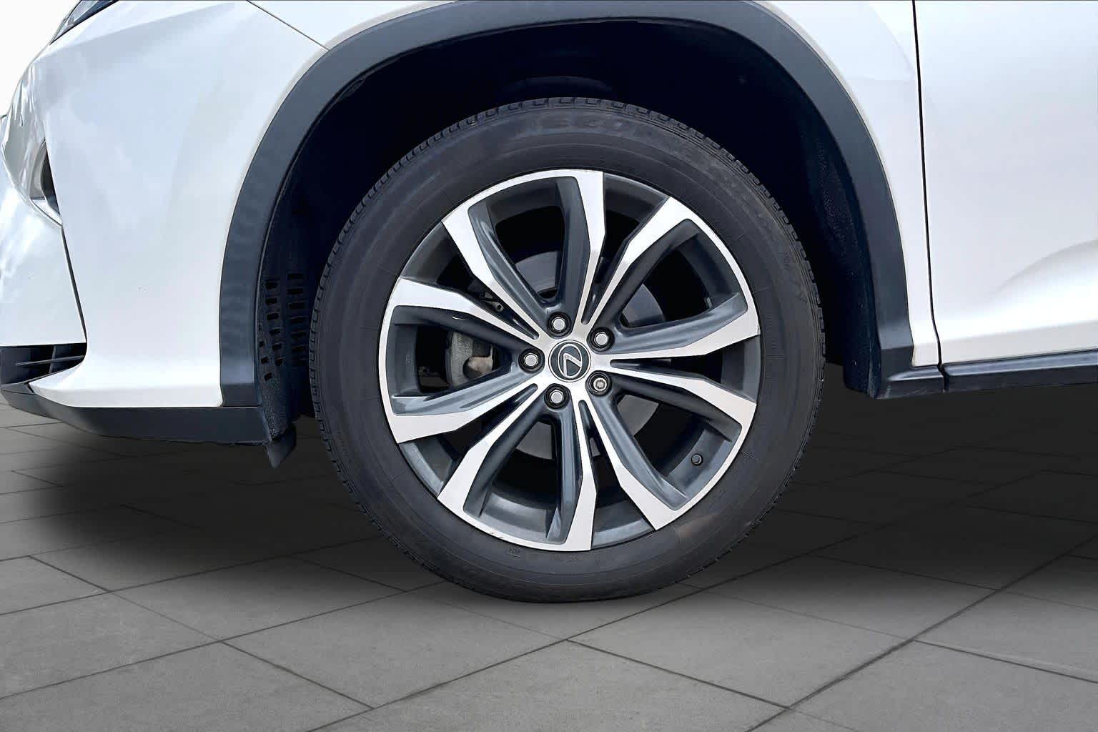 2018 Lexus RX 350 photo 9 of 34