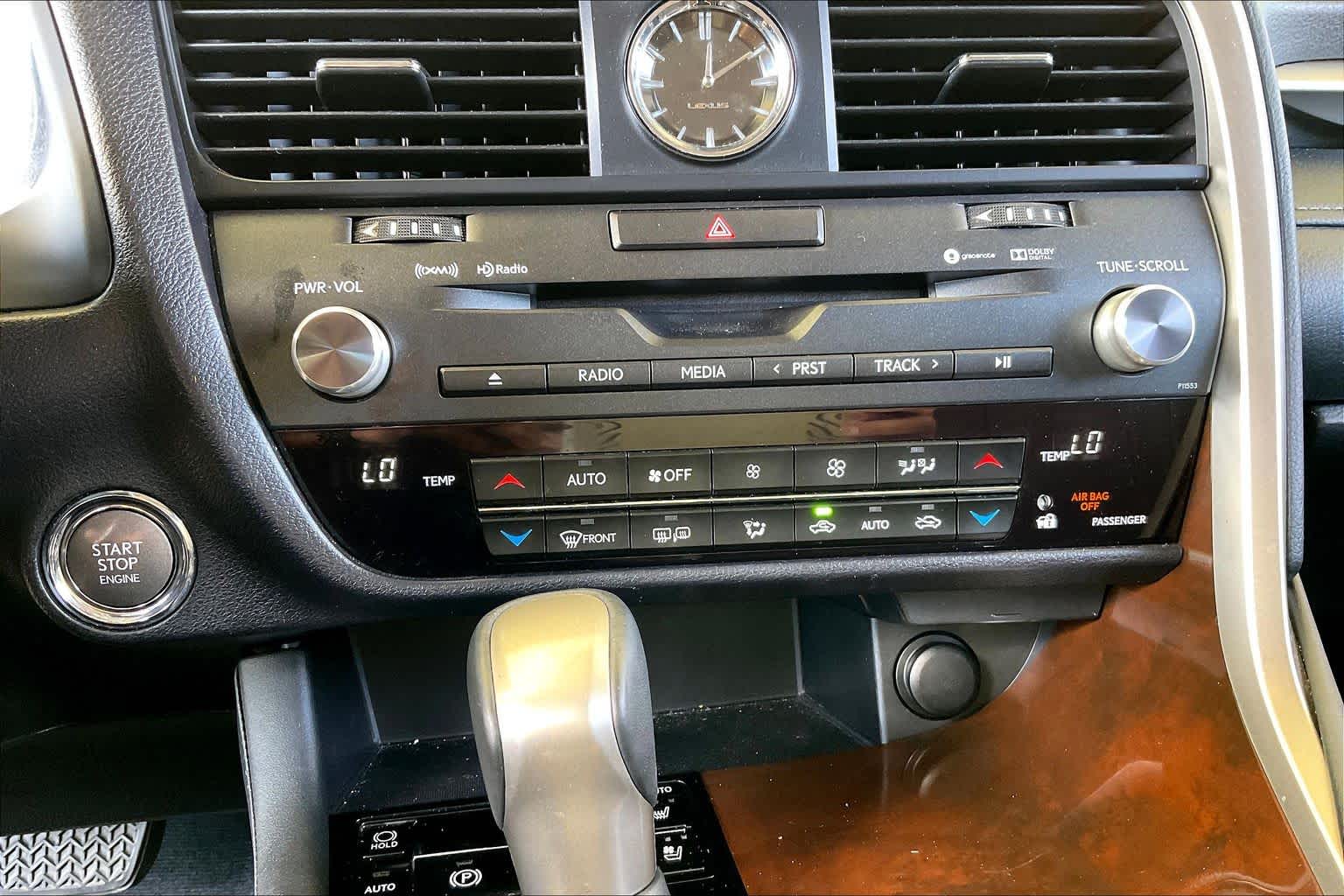 2017 Lexus RX 350 photo 32 of 34