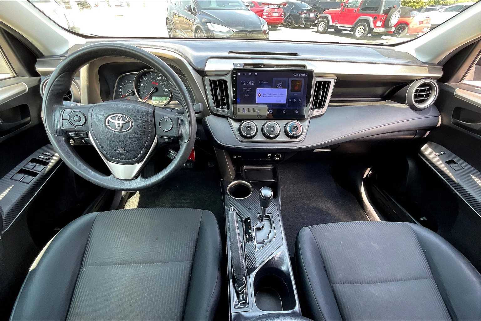 2015 Toyota RAV4 LE Magnetic Gray Metallic at AutoNation USA Houston