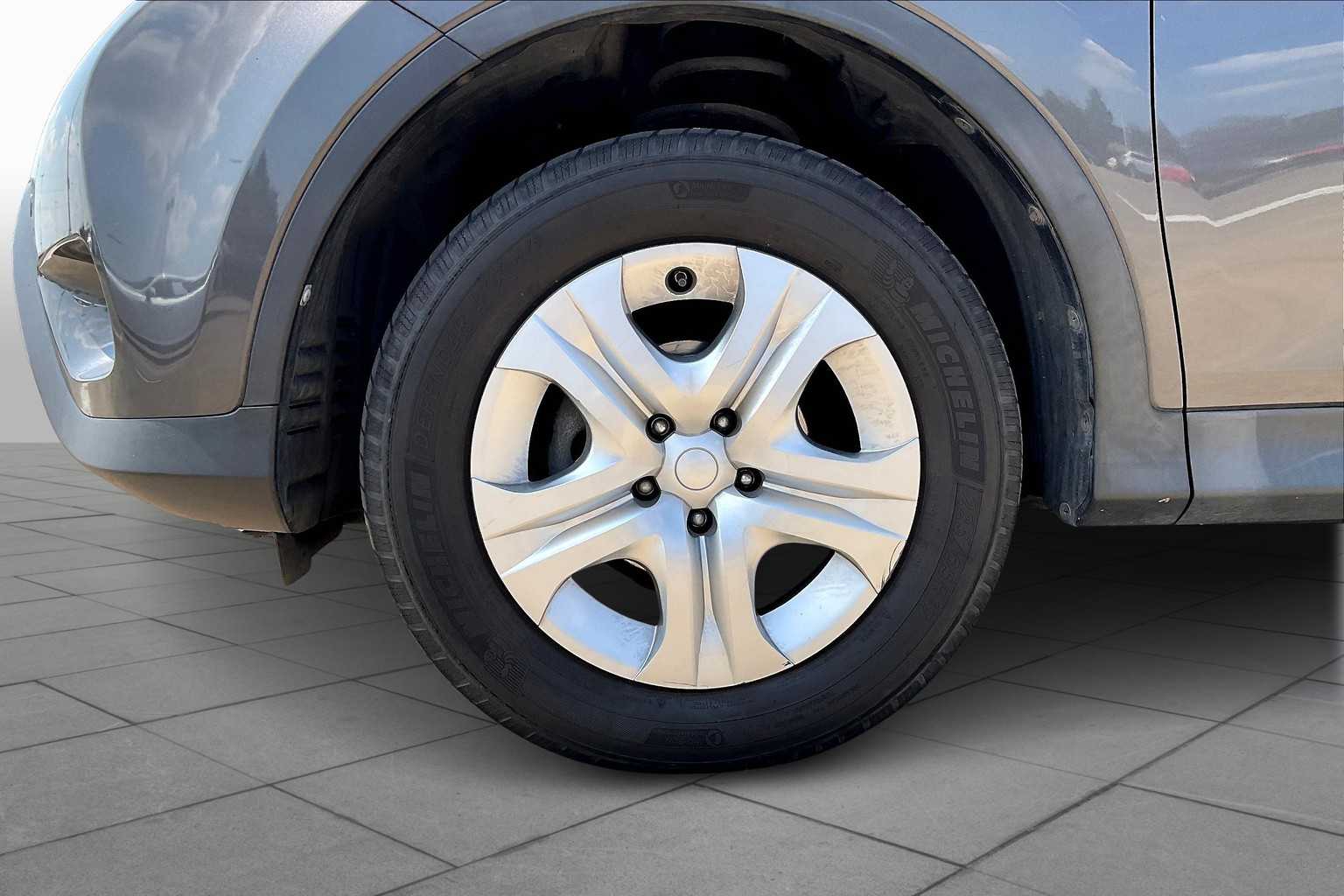 2015 Toyota RAV4 LE Magnetic Gray Metallic at AutoNation USA Houston