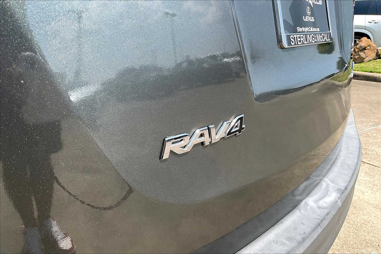 2015 Toyota RAV4 LE Magnetic Gray Metallic at AutoNation USA Houston