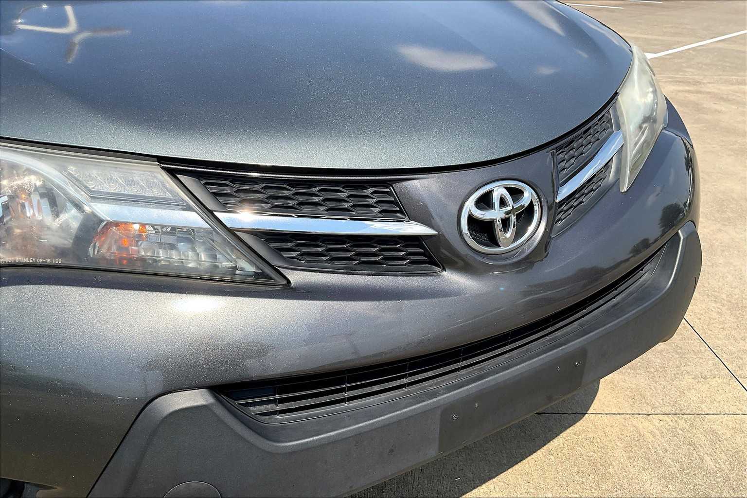 2015 Toyota RAV4 LE Magnetic Gray Metallic at AutoNation USA Houston