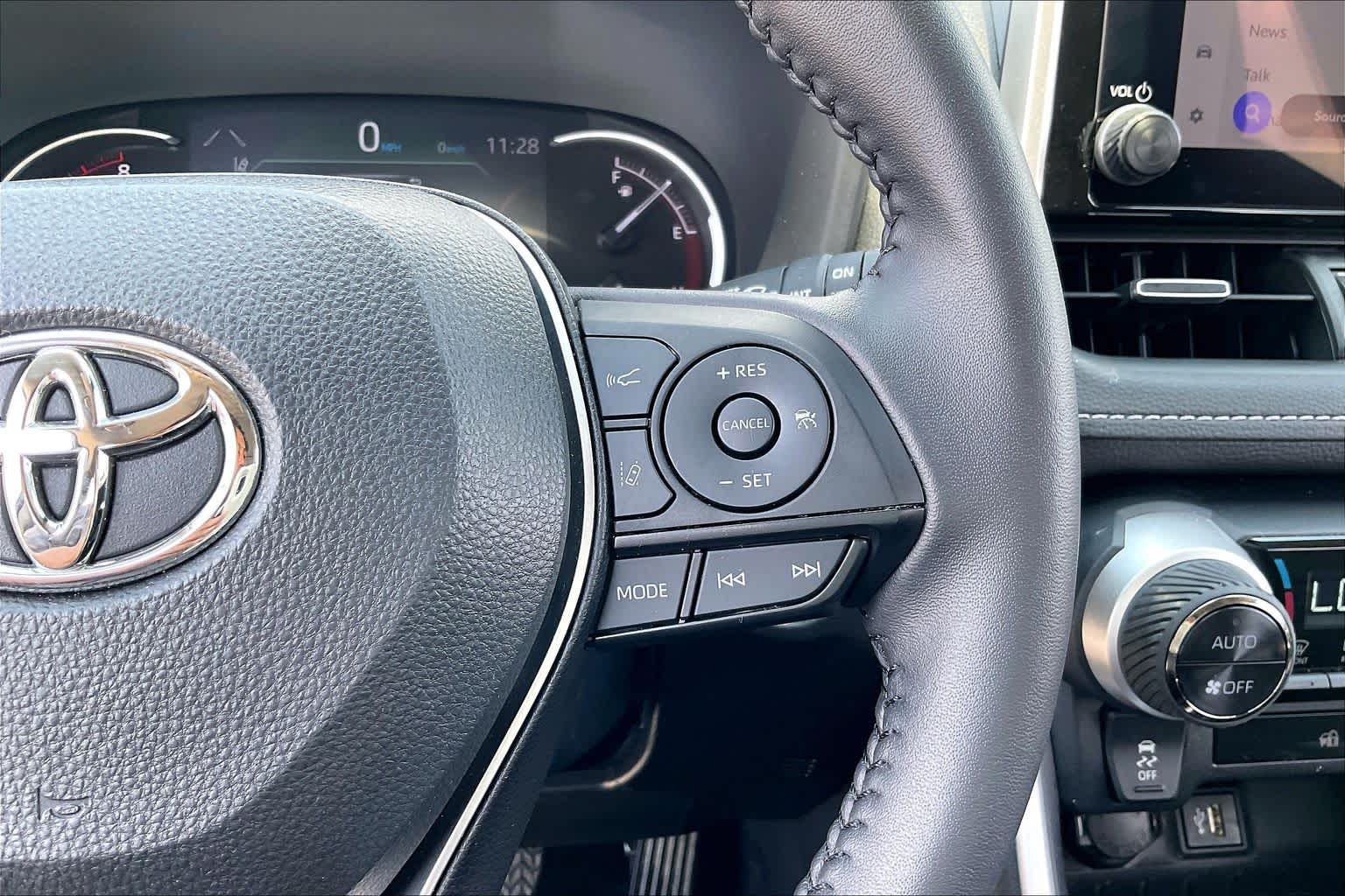 2024 Toyota RAV4 XLE Premium Wind Chill Pearl at Westside Kia