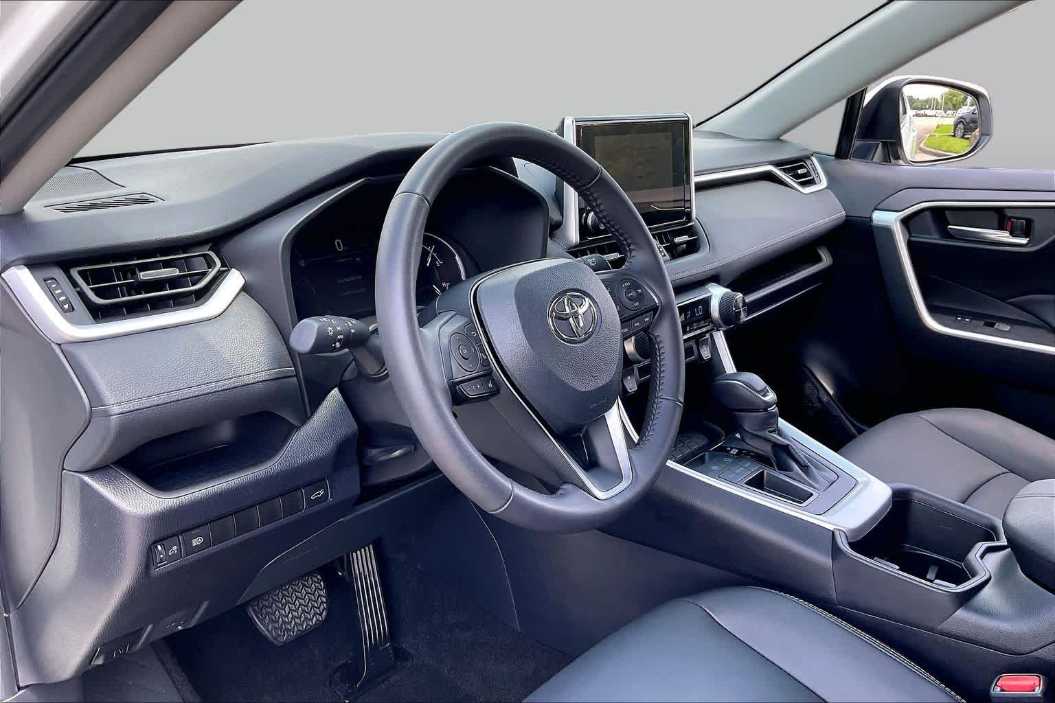 2024 Toyota RAV4 XLE Premium Wind Chill Pearl at Westside Kia