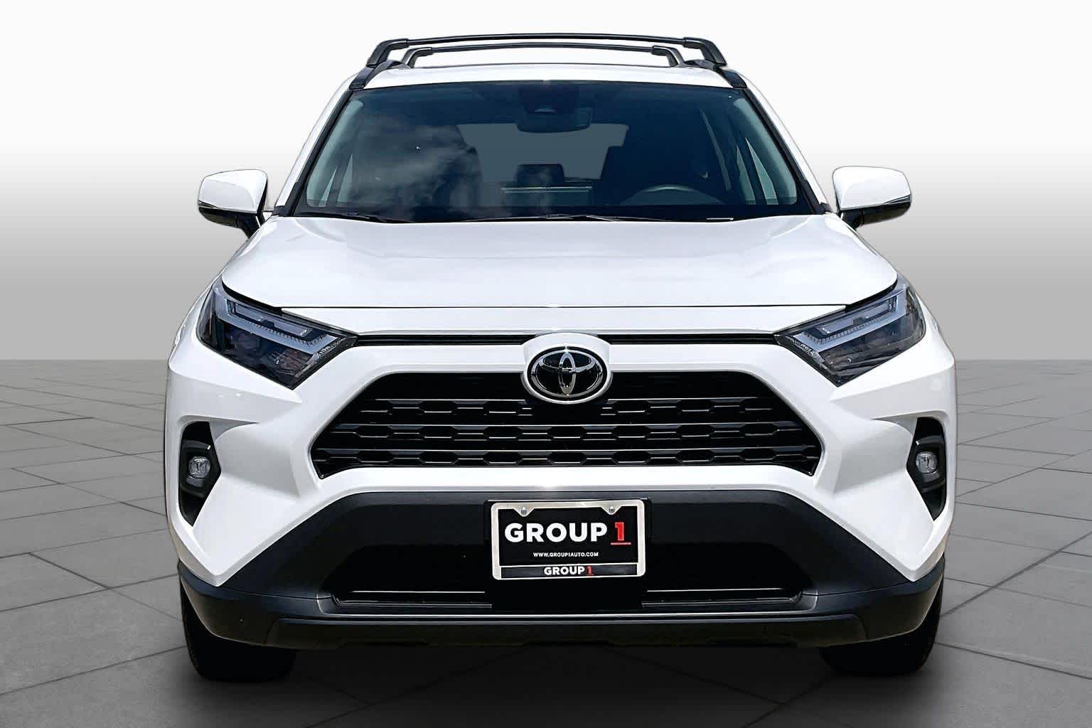 2024 Toyota RAV4 XLE Premium Wind Chill Pearl at Westside Kia